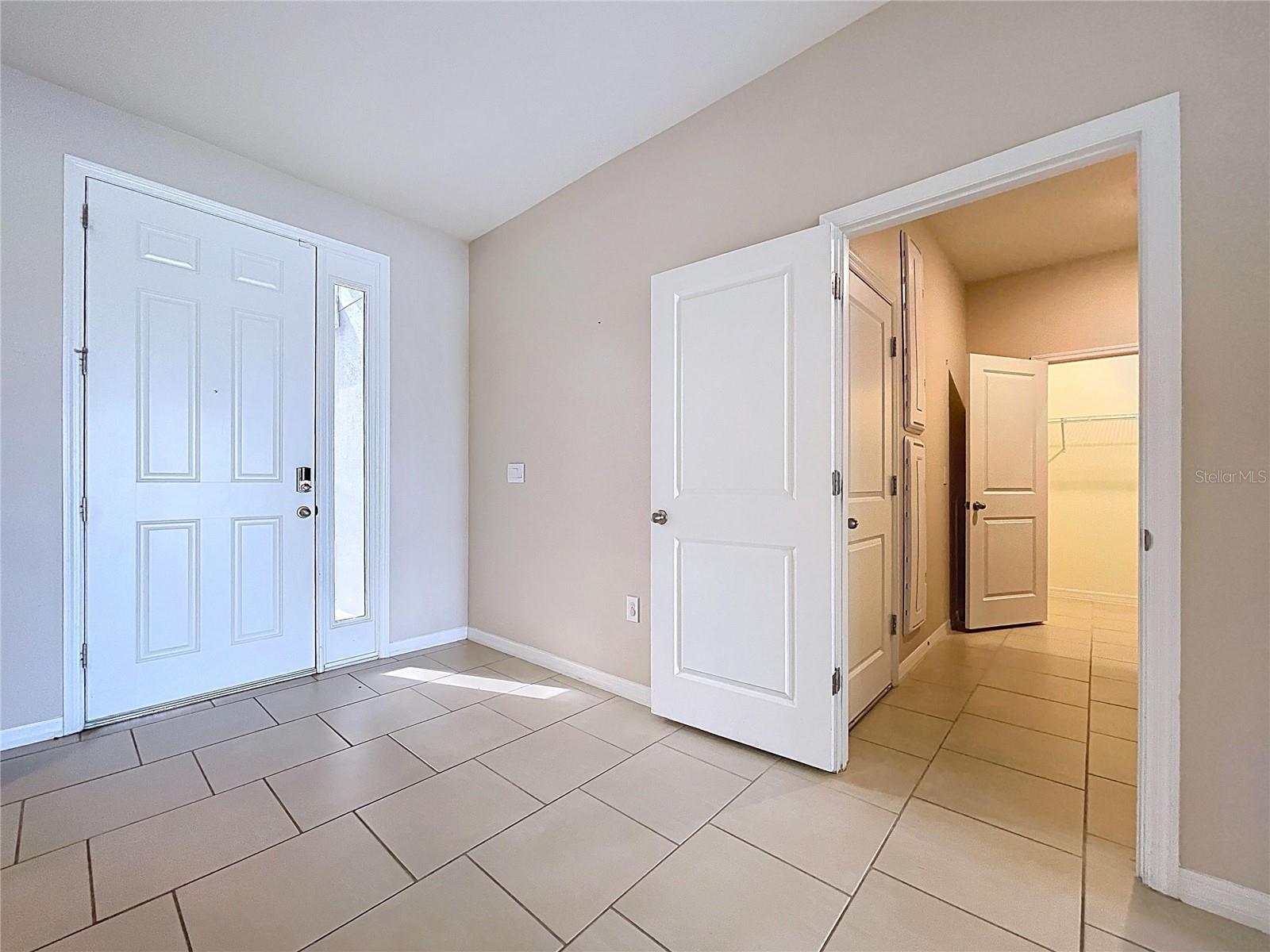 Image 54 of 69 For 10609 Laxer Cay Loop