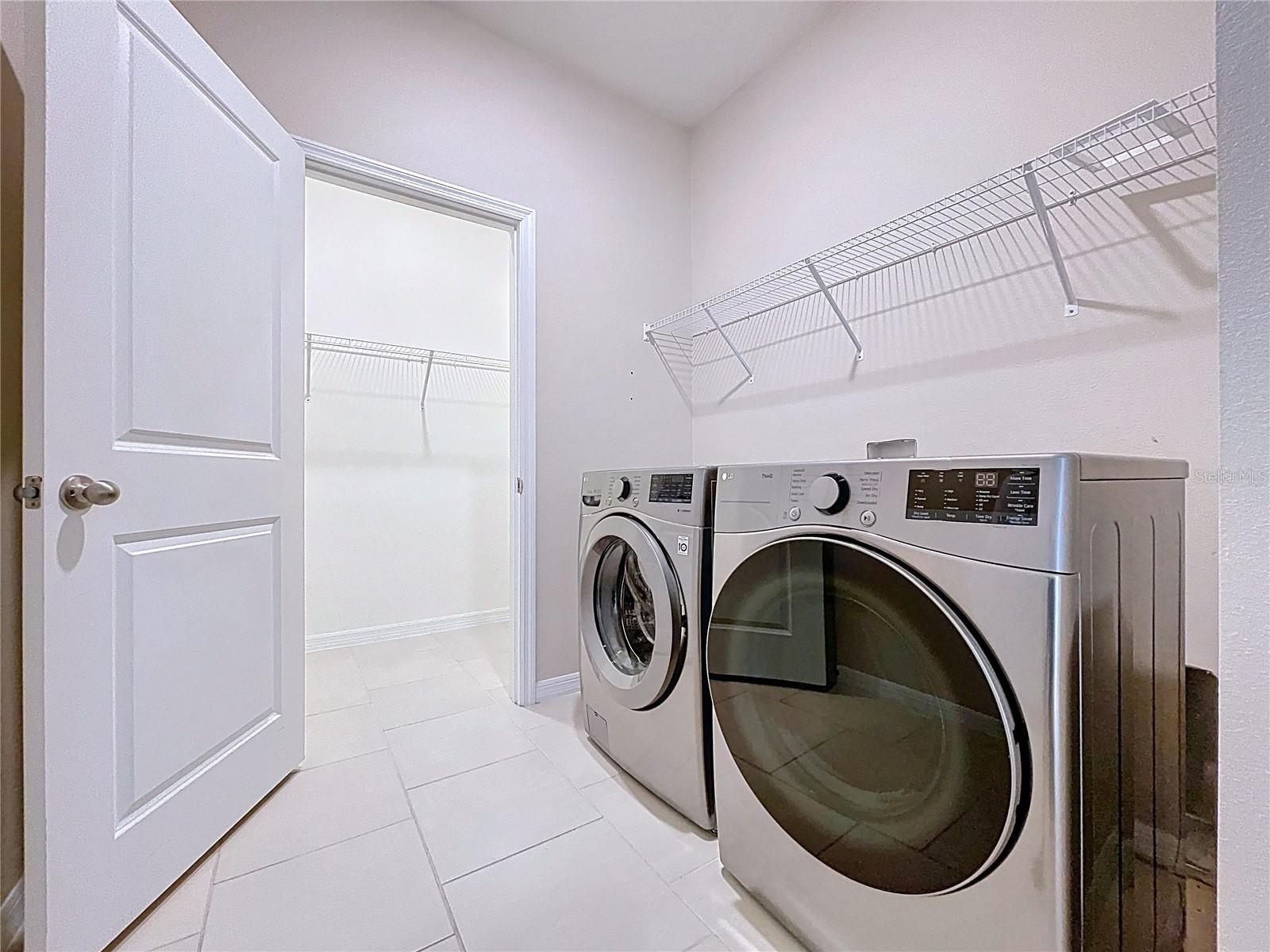 Image 56 of 69 For 10609 Laxer Cay Loop