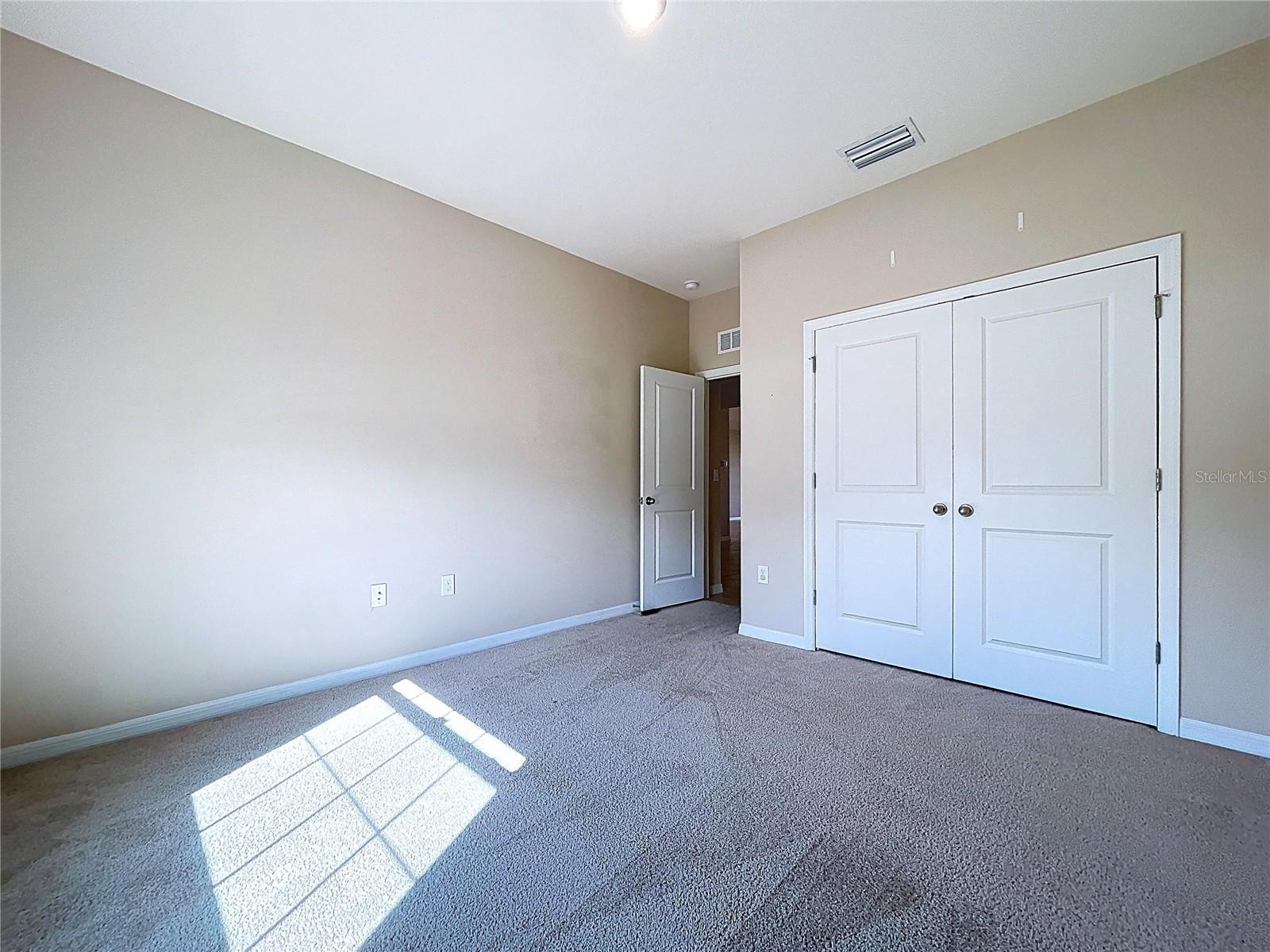 Image 7 of 69 For 10609 Laxer Cay Loop