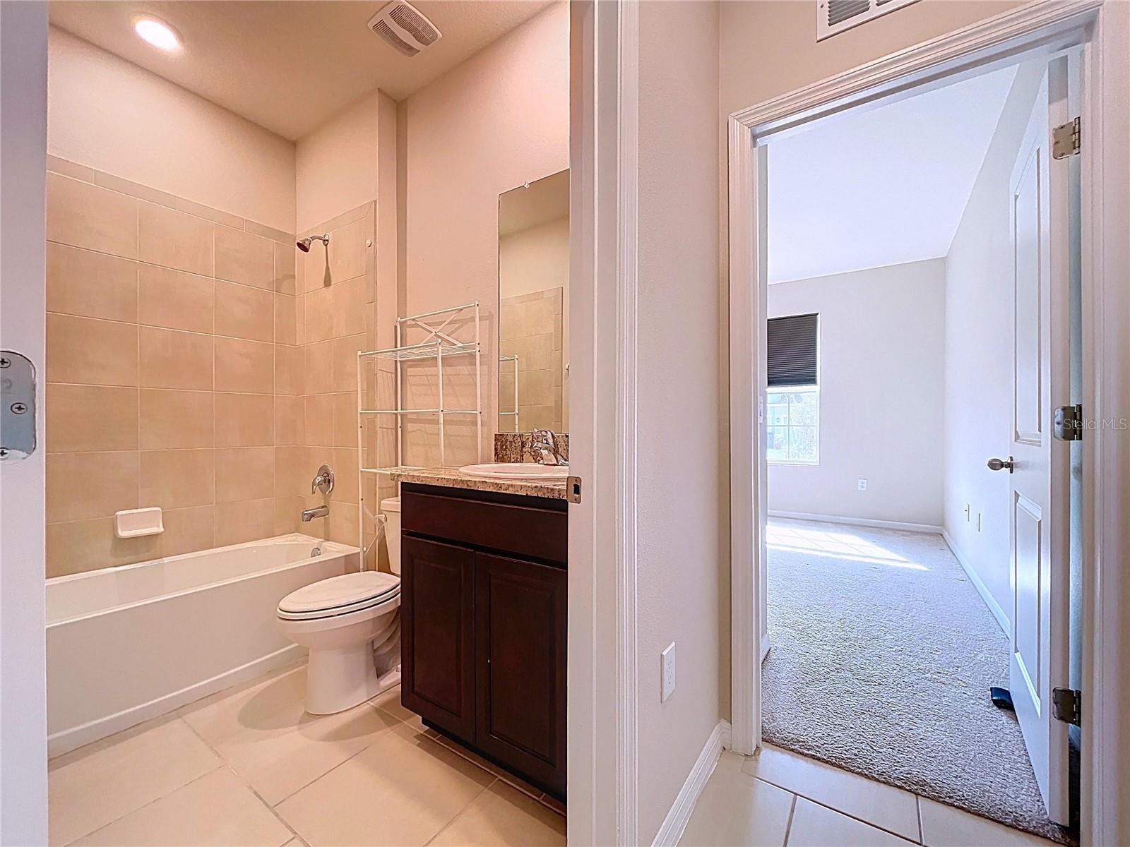 Image 9 of 69 For 10609 Laxer Cay Loop