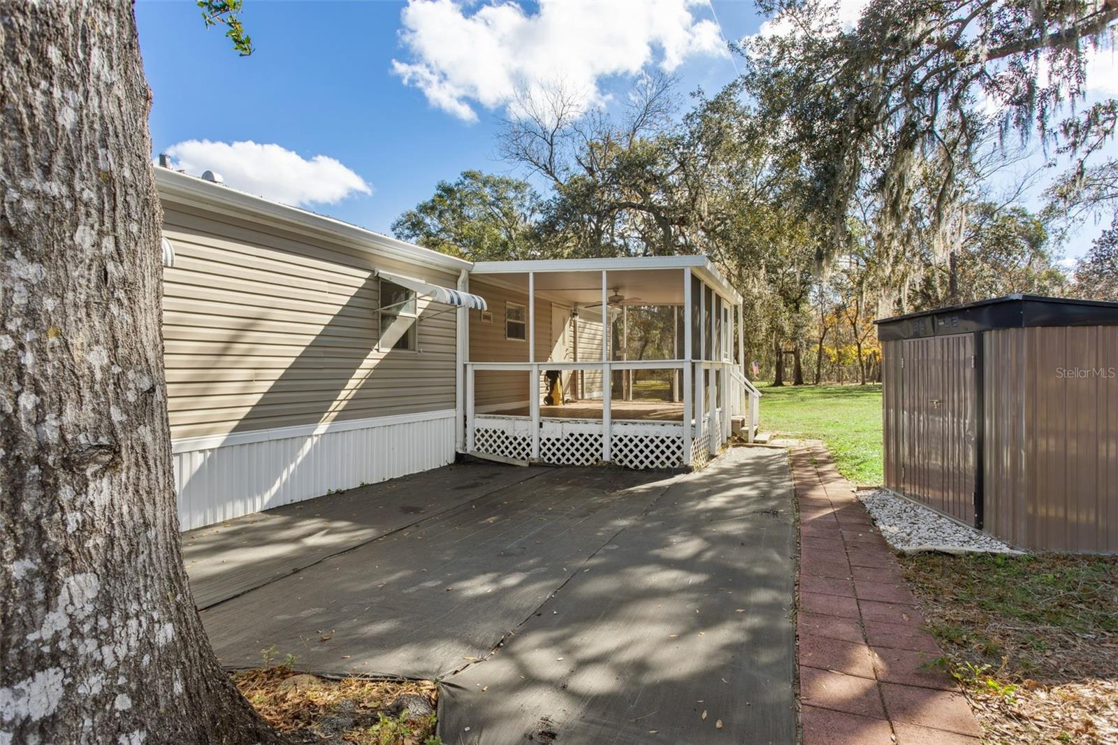 Image 13 of 34 For 38710 Burger Lane