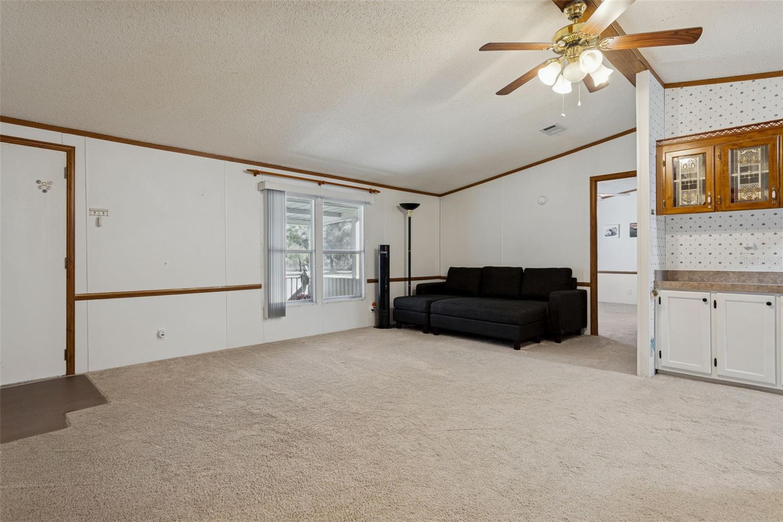 Image 29 of 34 For 38710 Burger Lane