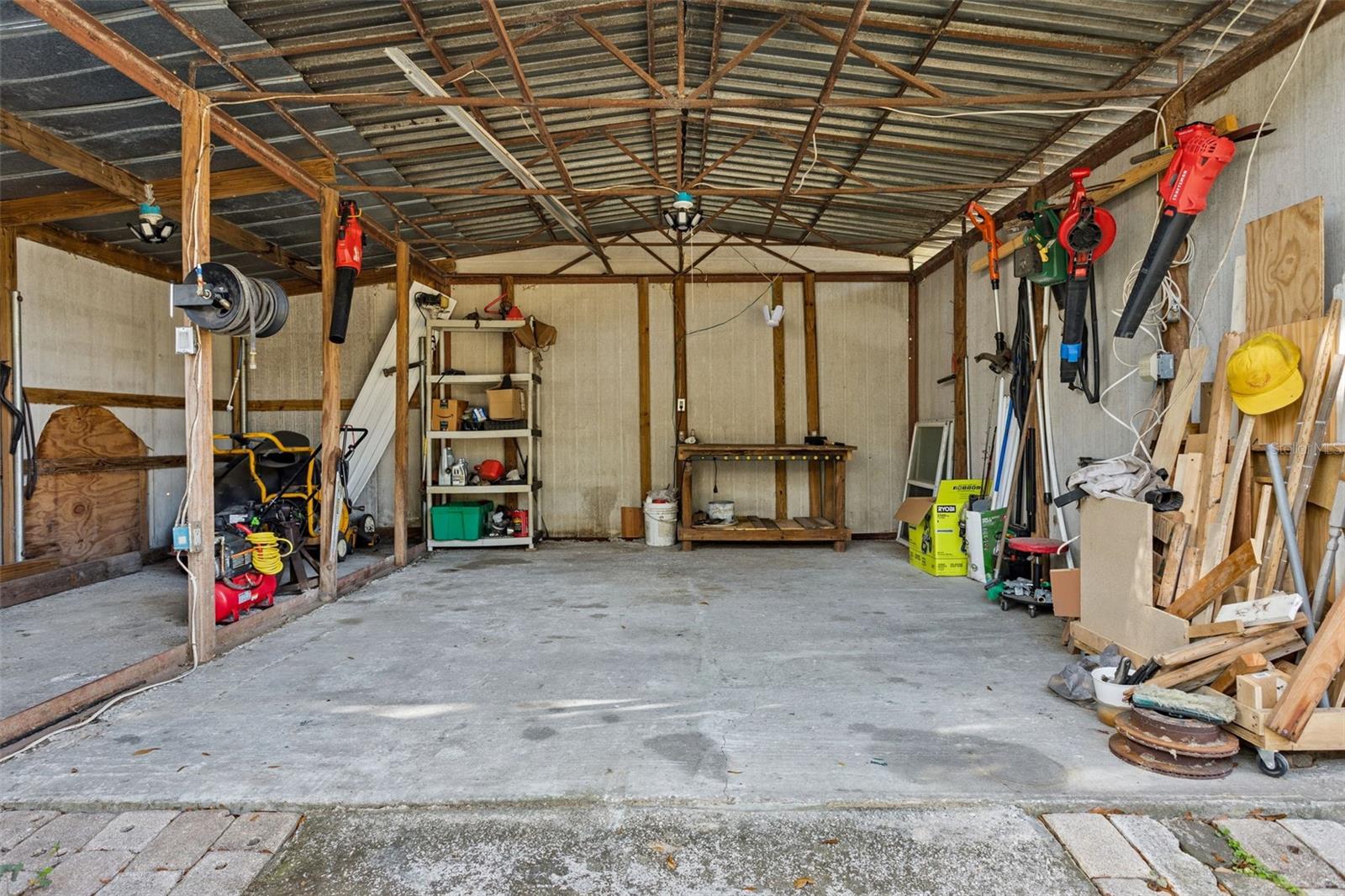 Image 30 of 34 For 38710 Burger Lane