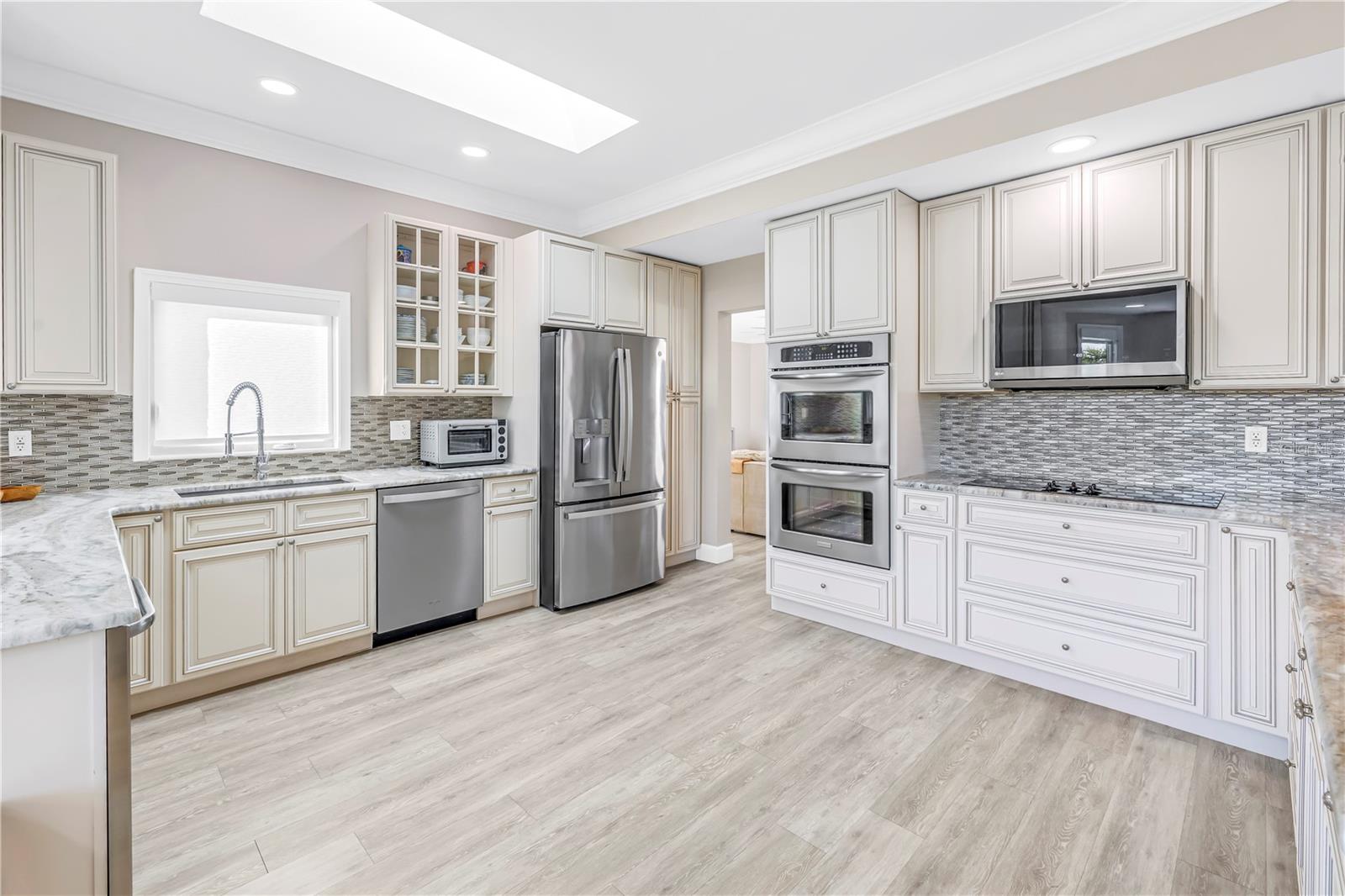 Image 19 of 79 For 289 8th Avenue N