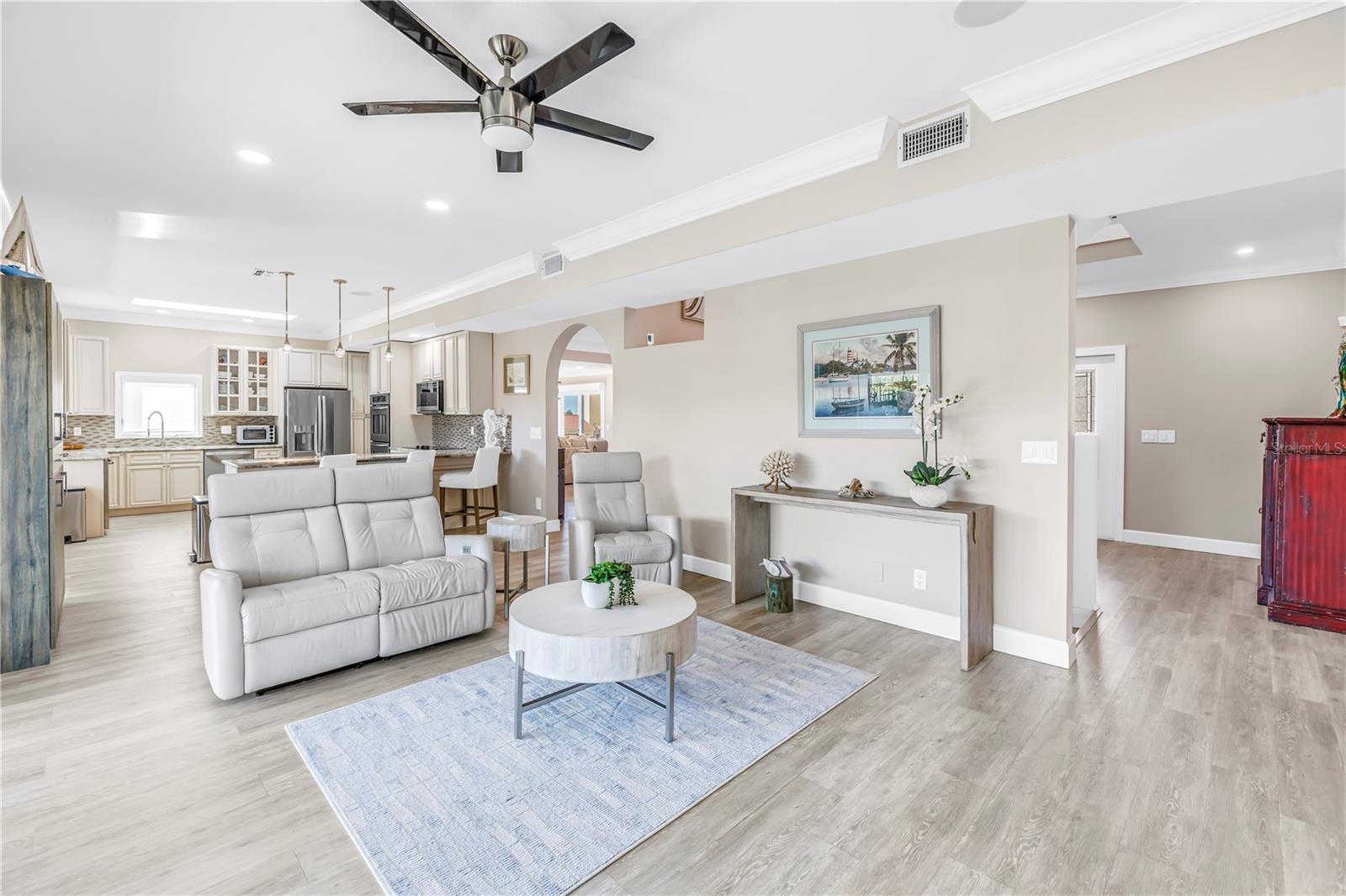 Image 26 of 79 For 289 8th Avenue N