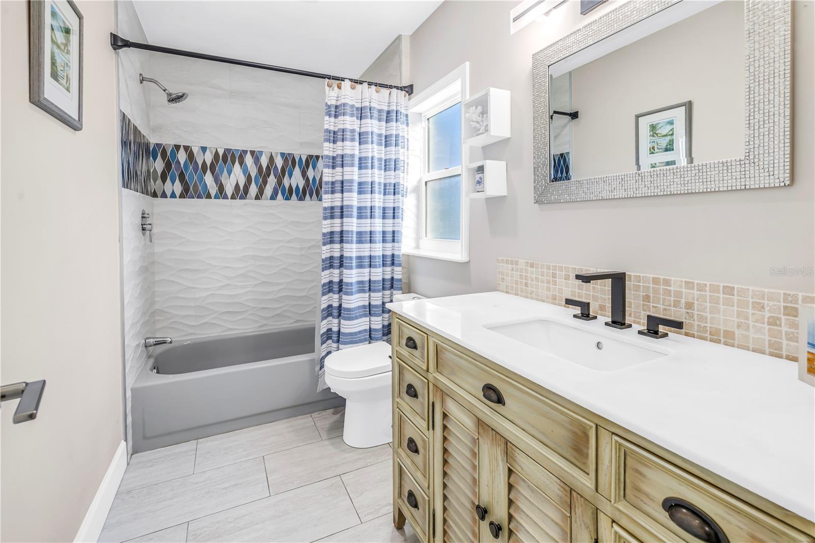 Image 28 of 79 For 289 8th Avenue N