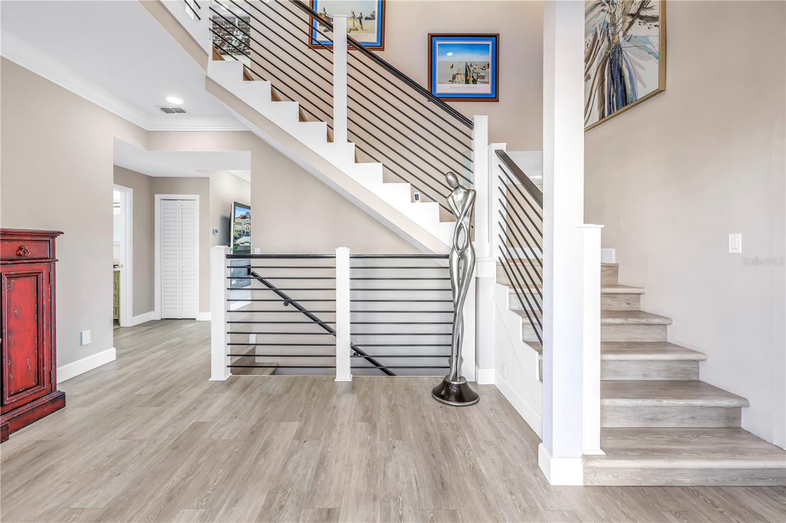 Image 3 of 79 For 289 8th Avenue N