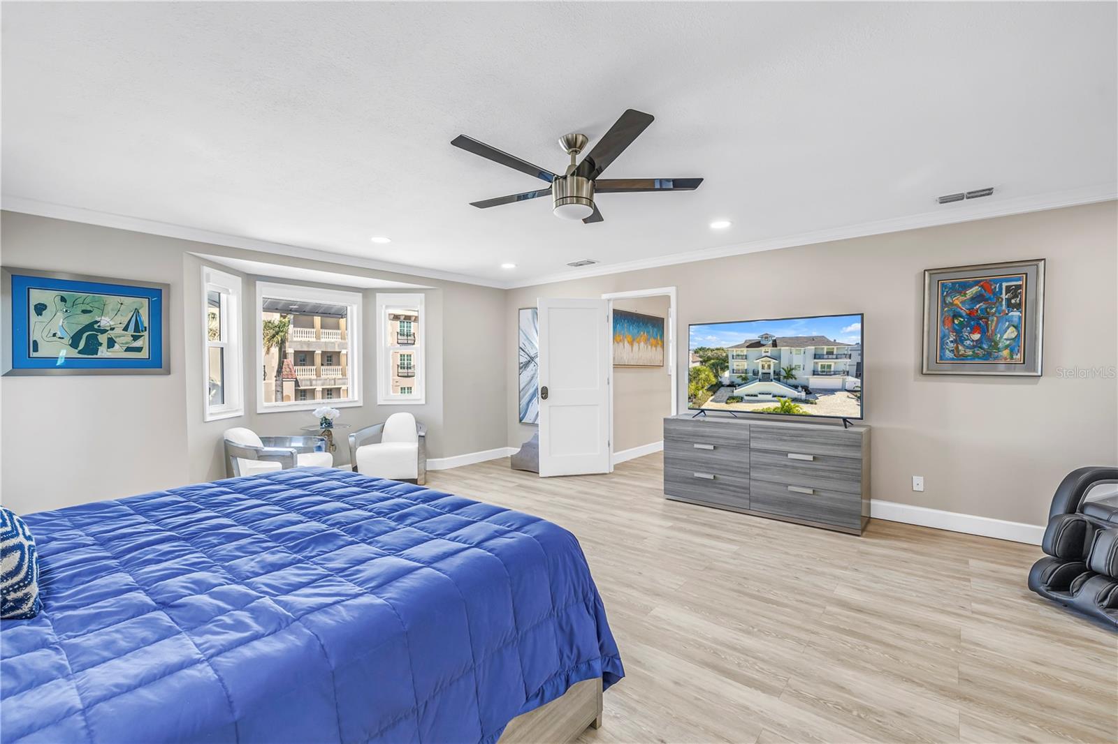 Image 34 of 79 For 289 8th Avenue N