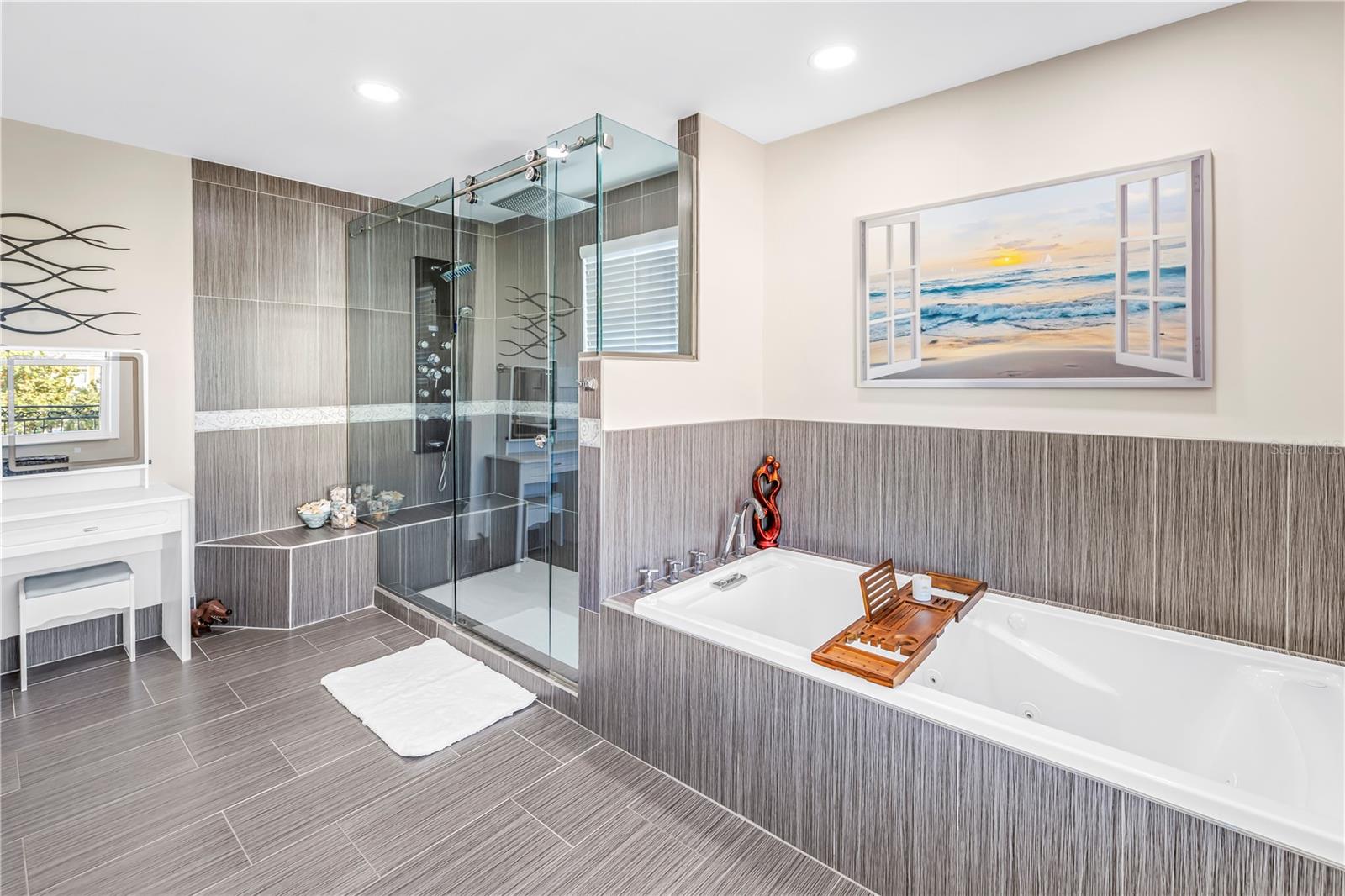 Image 37 of 79 For 289 8th Avenue N