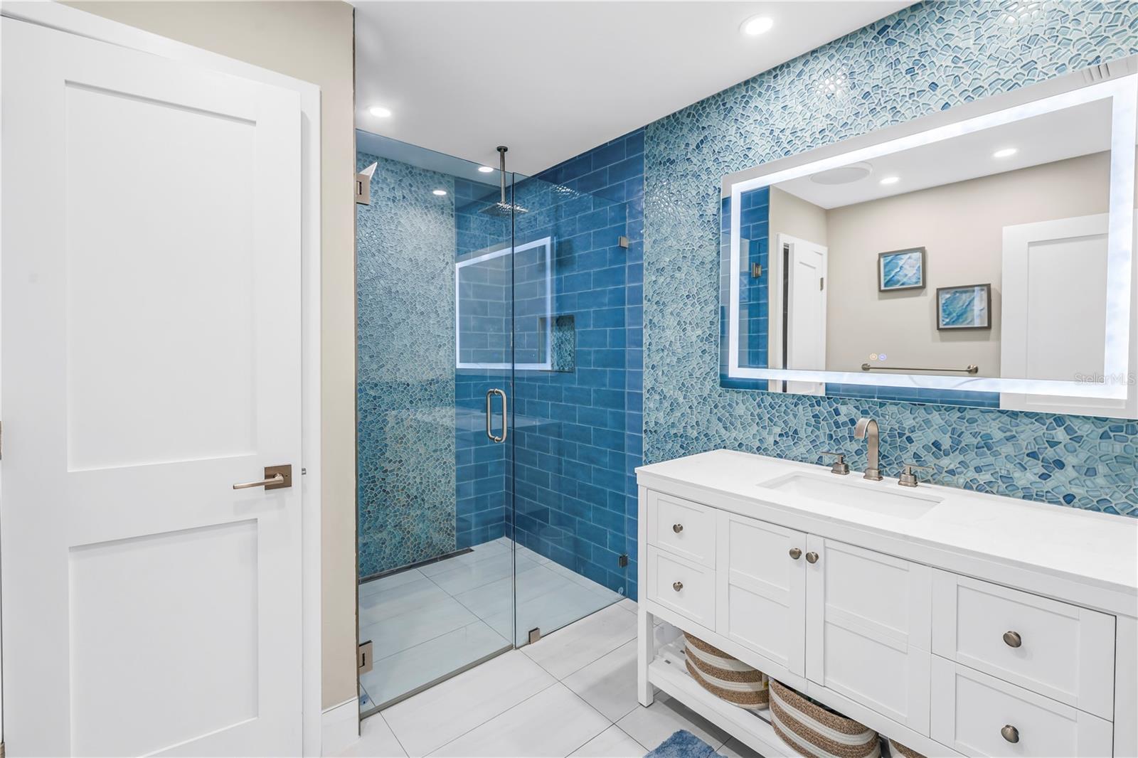 Image 43 of 79 For 289 8th Avenue N