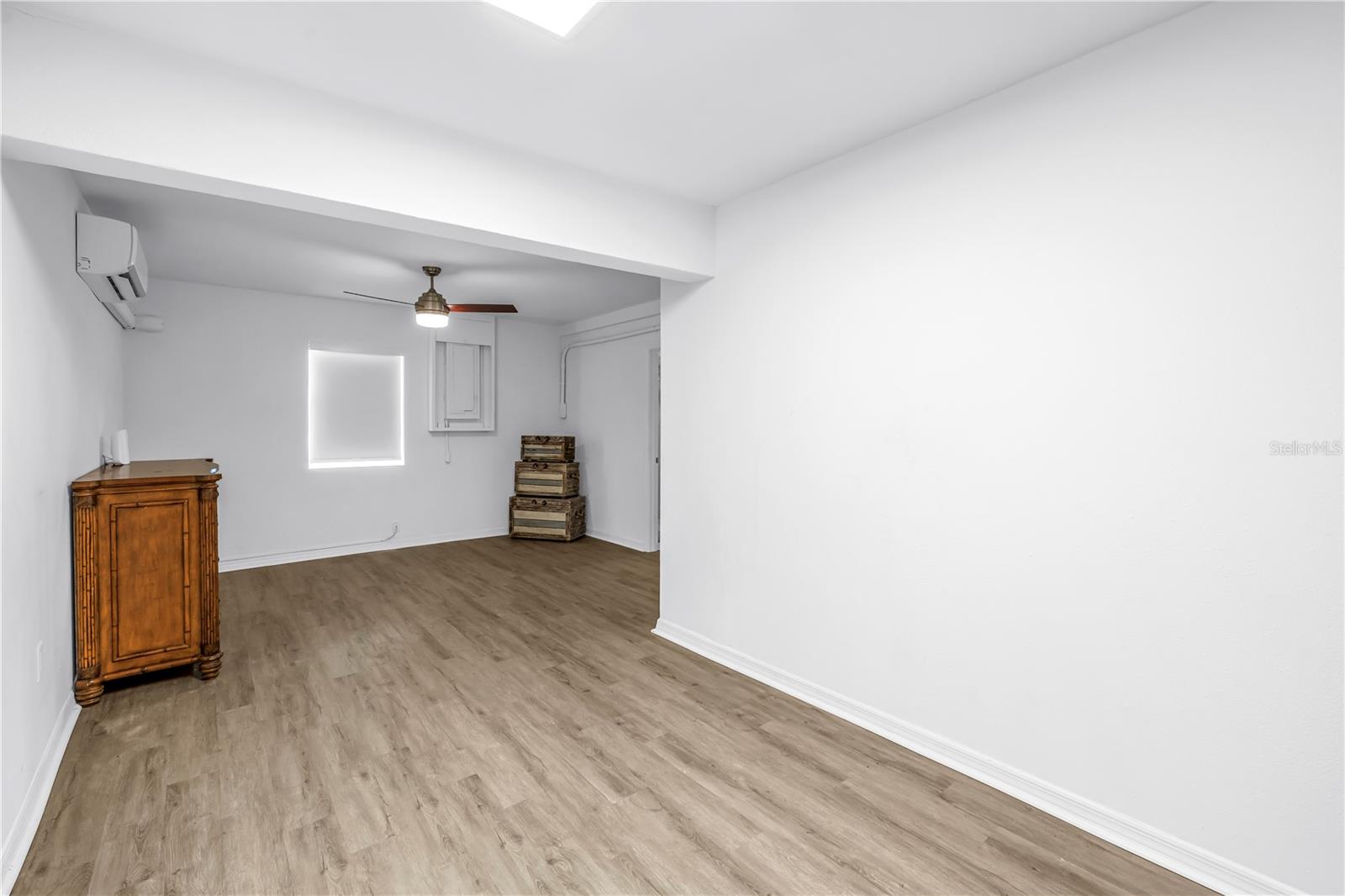 Image 50 of 79 For 289 8th Avenue N