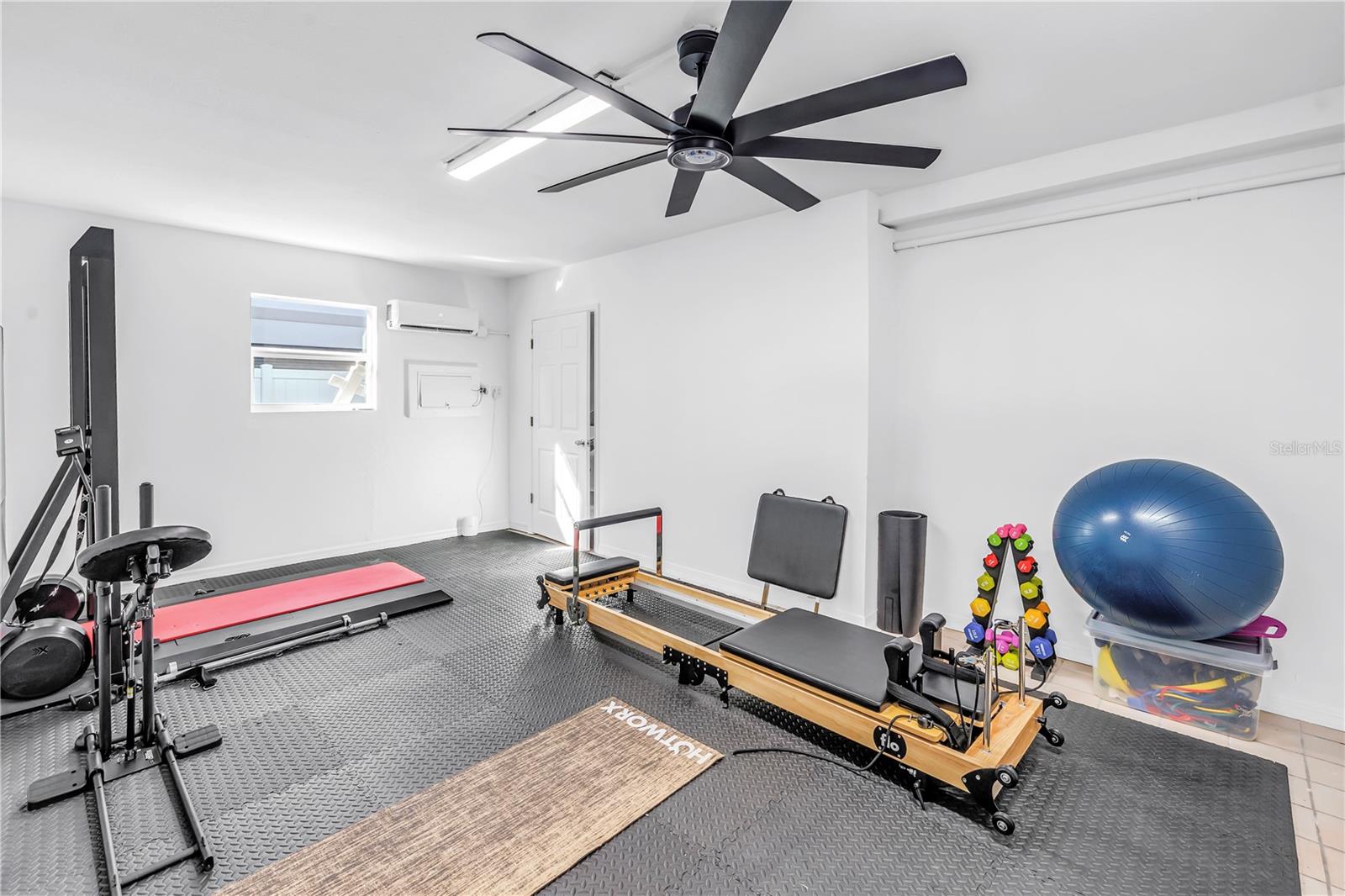 Image 58 of 79 For 289 8th Avenue N