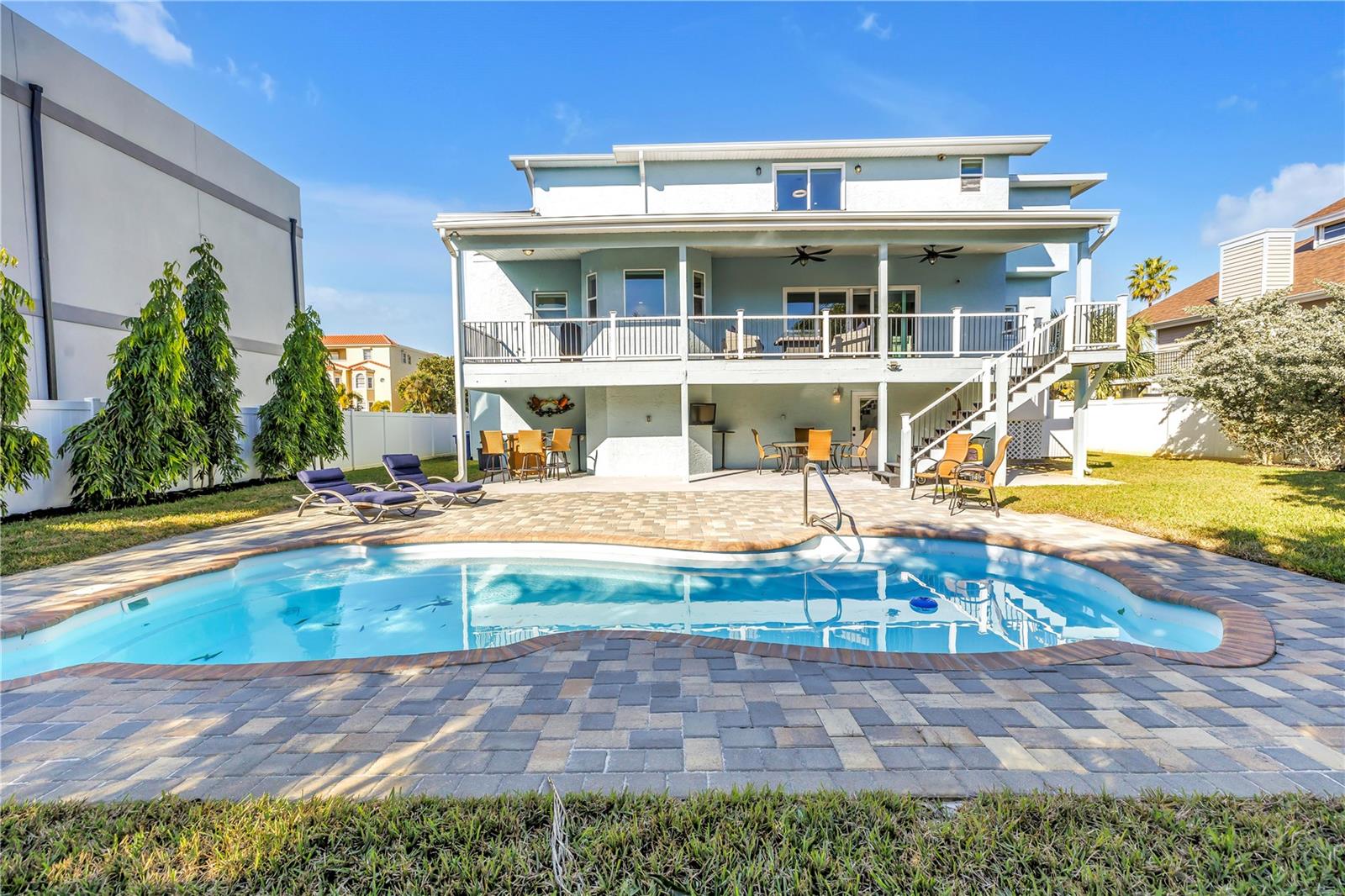 Image 68 of 79 For 289 8th Avenue N