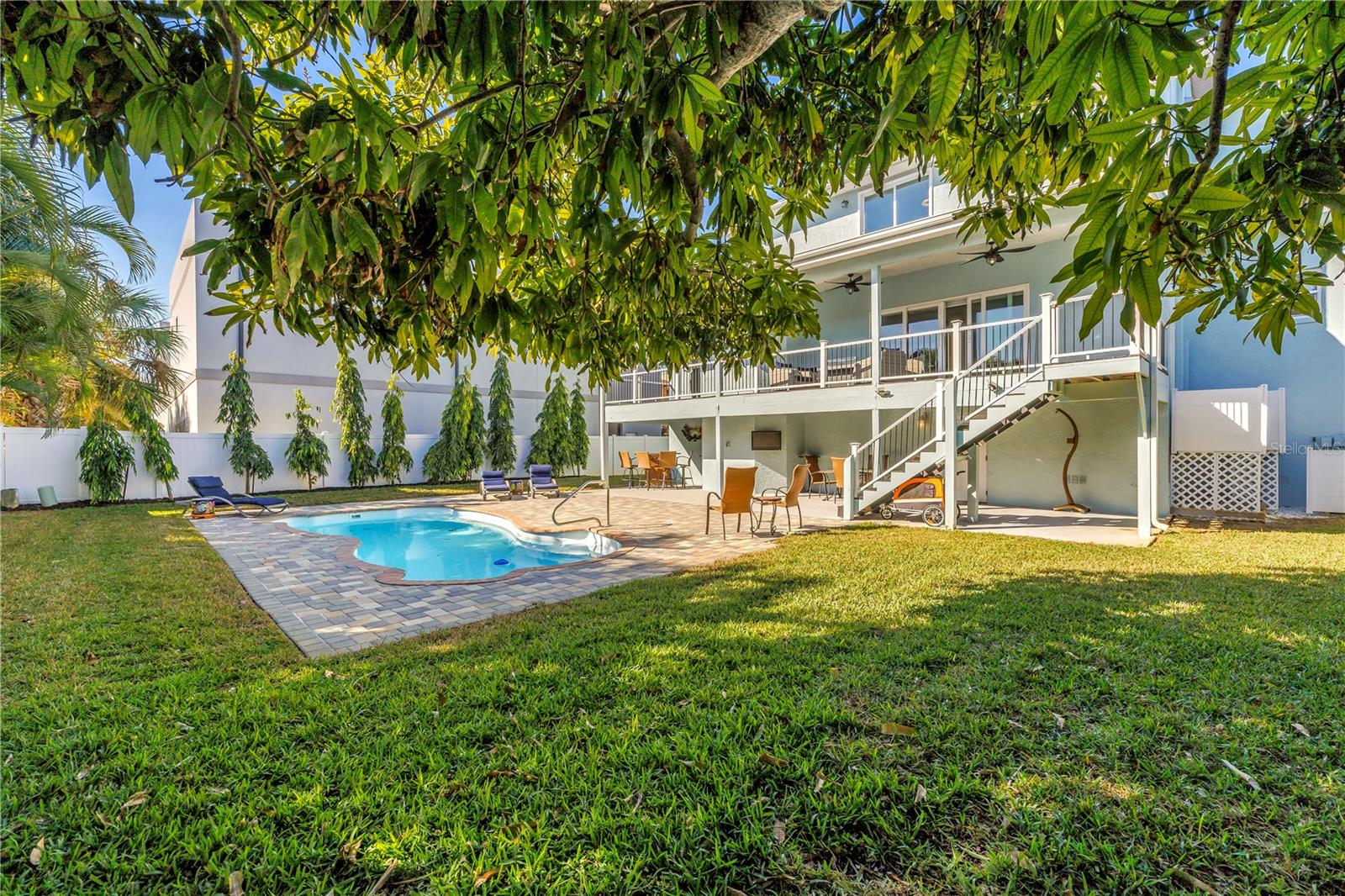 Image 69 of 79 For 289 8th Avenue N