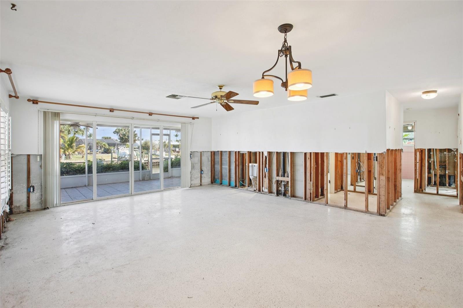 Image 22 of 35 For 3961 Headsail Drive