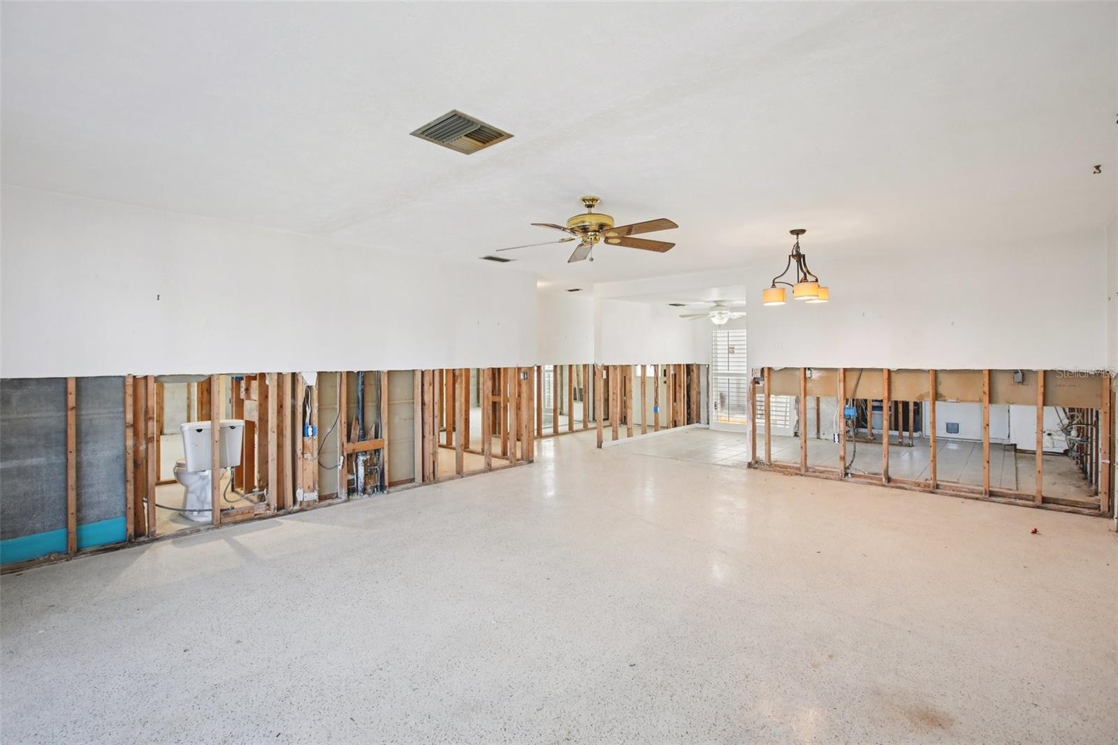 Image 23 of 35 For 3961 Headsail Drive