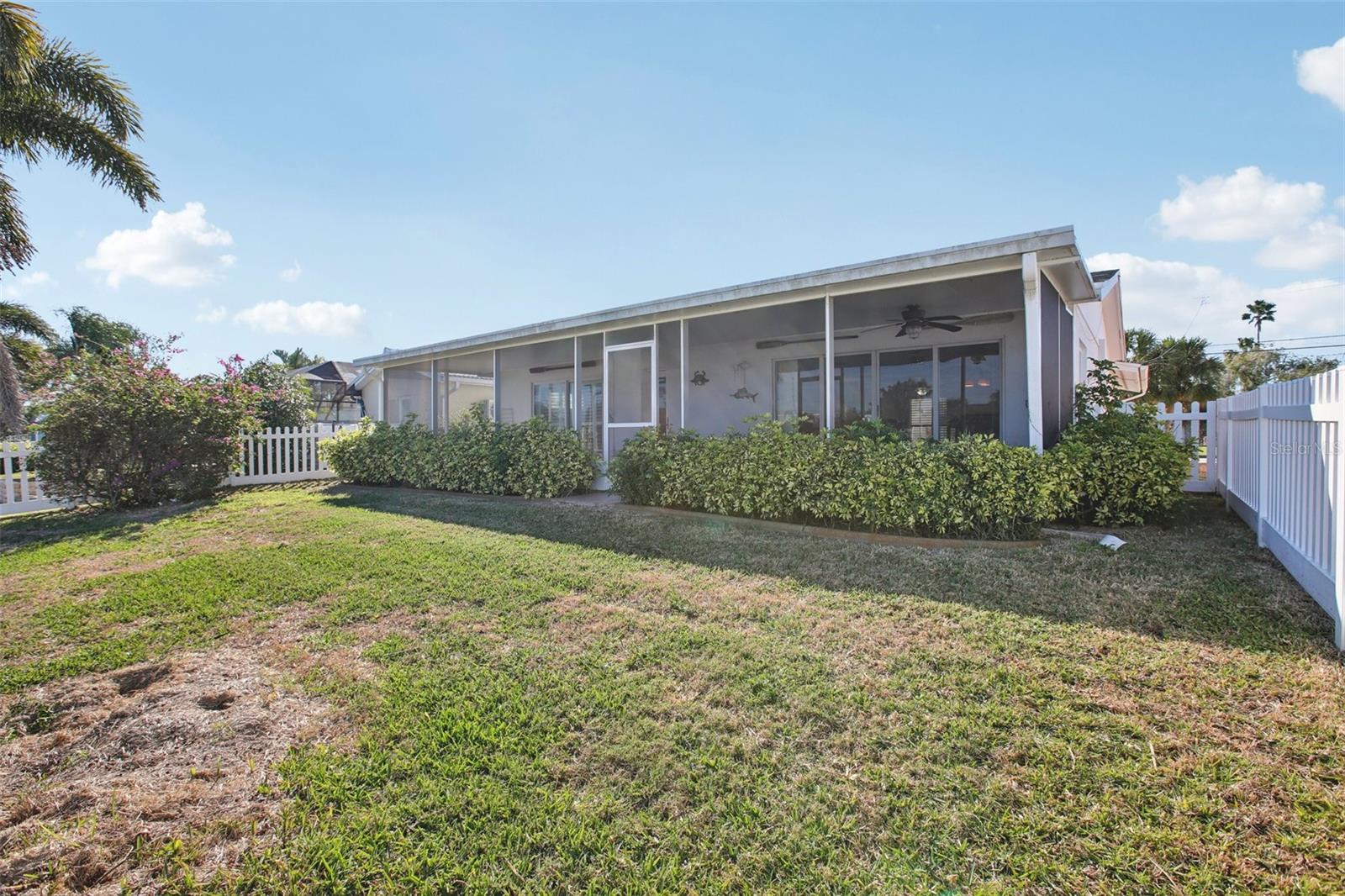 Image 28 of 35 For 3961 Headsail Drive