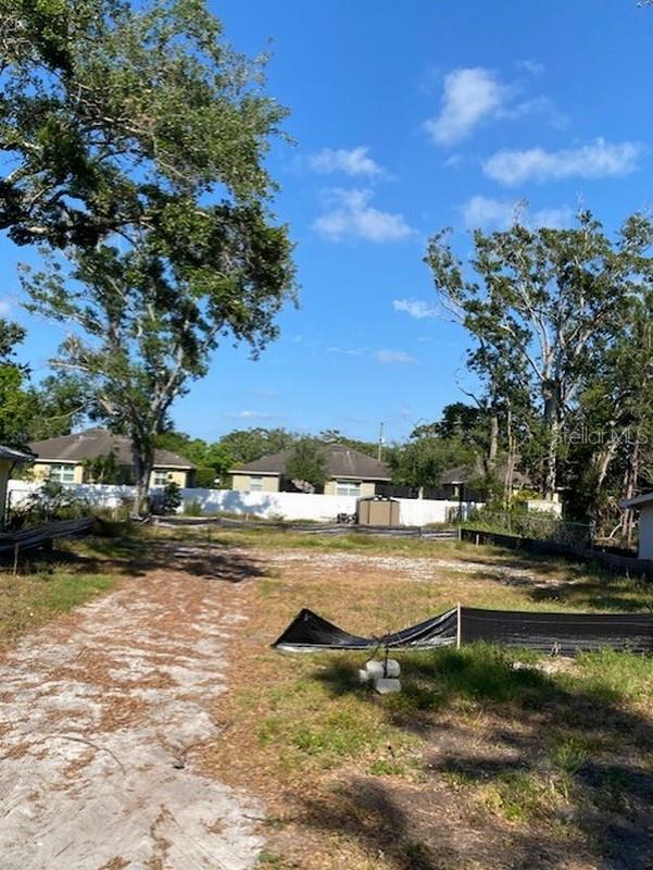 Image 7 of 12 For 658 15th Street Nw