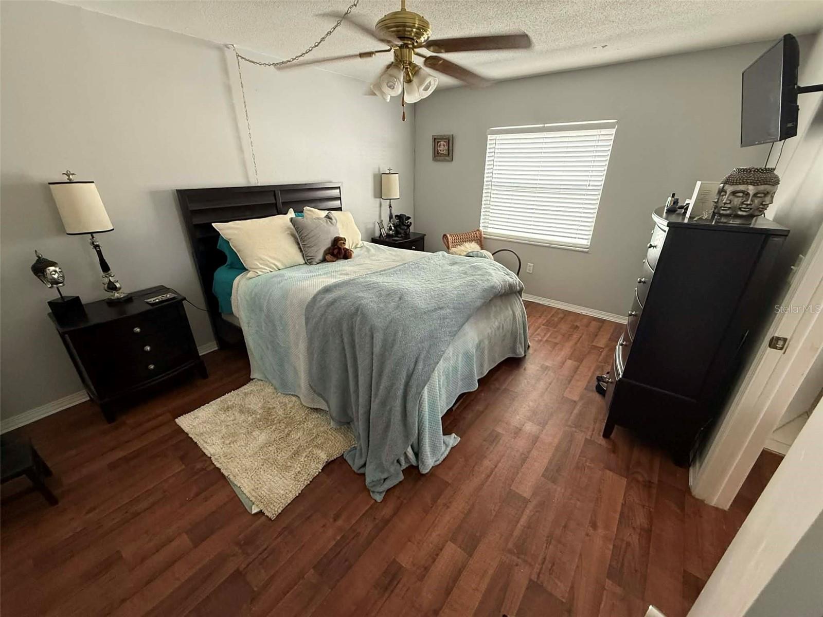 Image 10 of 27 For 6960 Sunset Drive S 2b