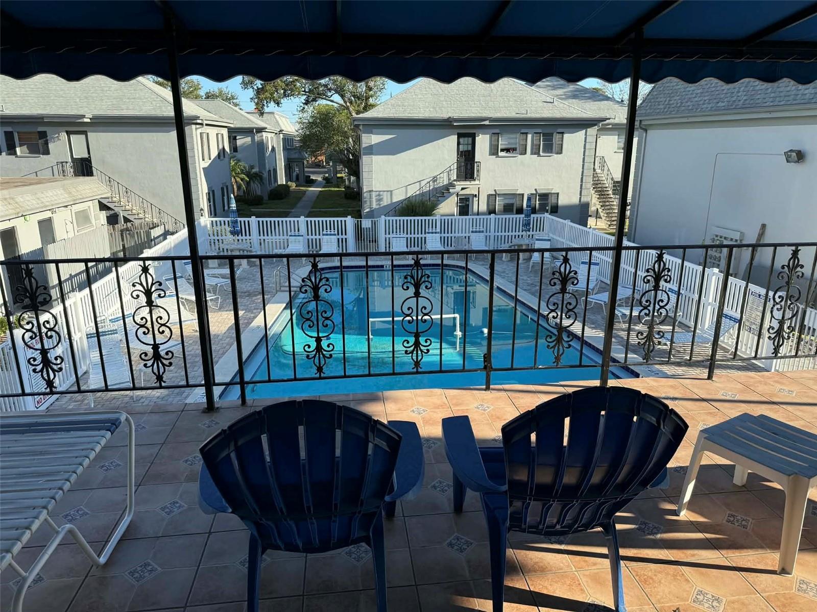 Image 22 of 27 For 6960 Sunset Drive S 2b