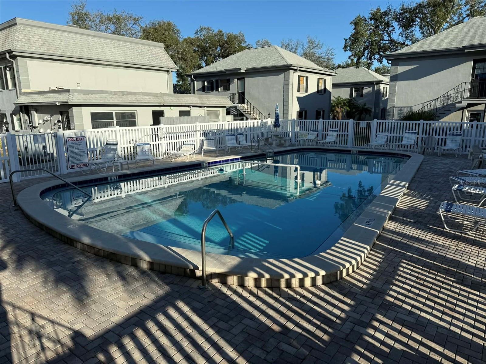 Image 25 of 27 For 6960 Sunset Drive S 2b