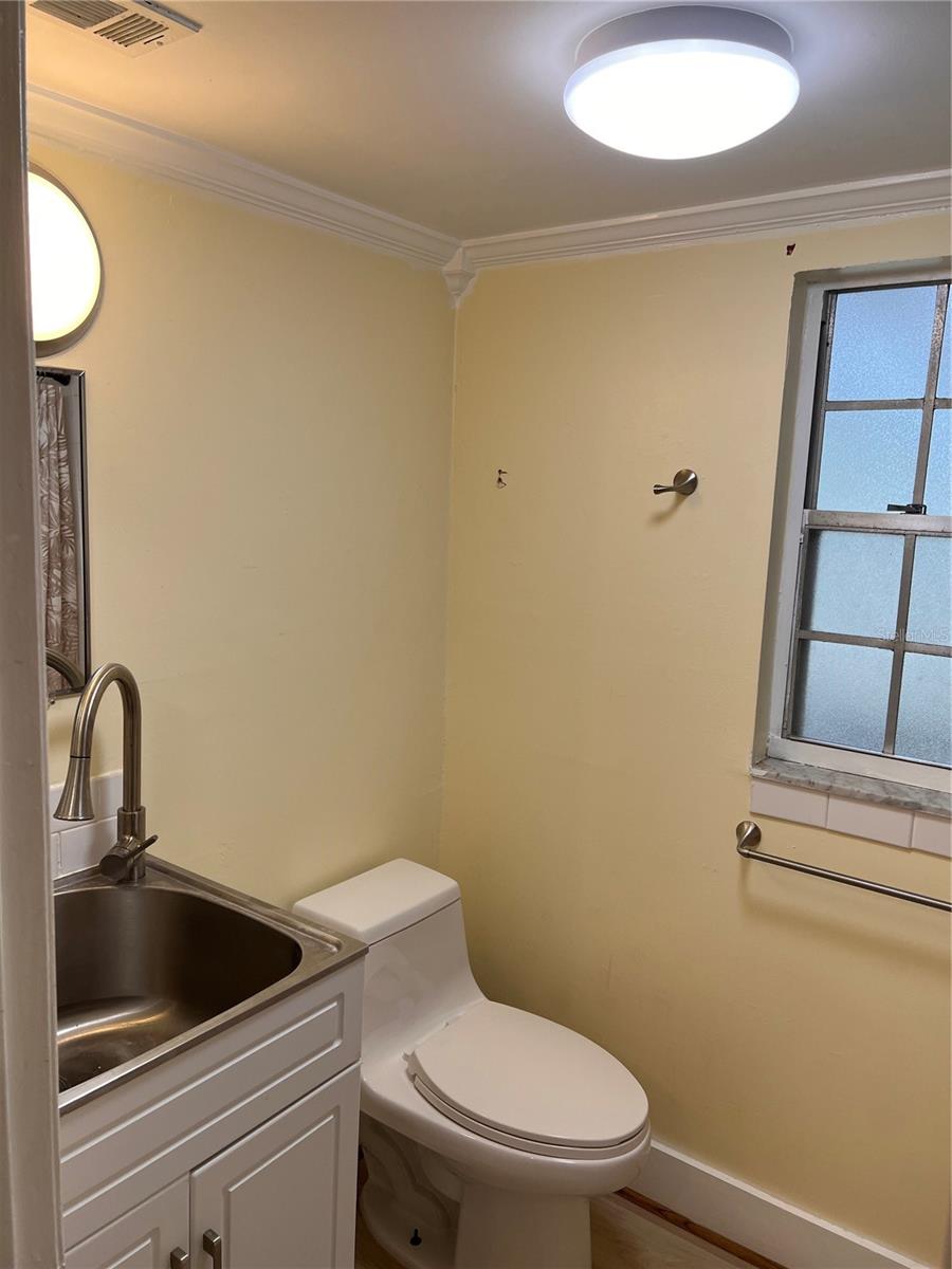 Image 17 of 18 For 200 Bayshore Boulevard 105