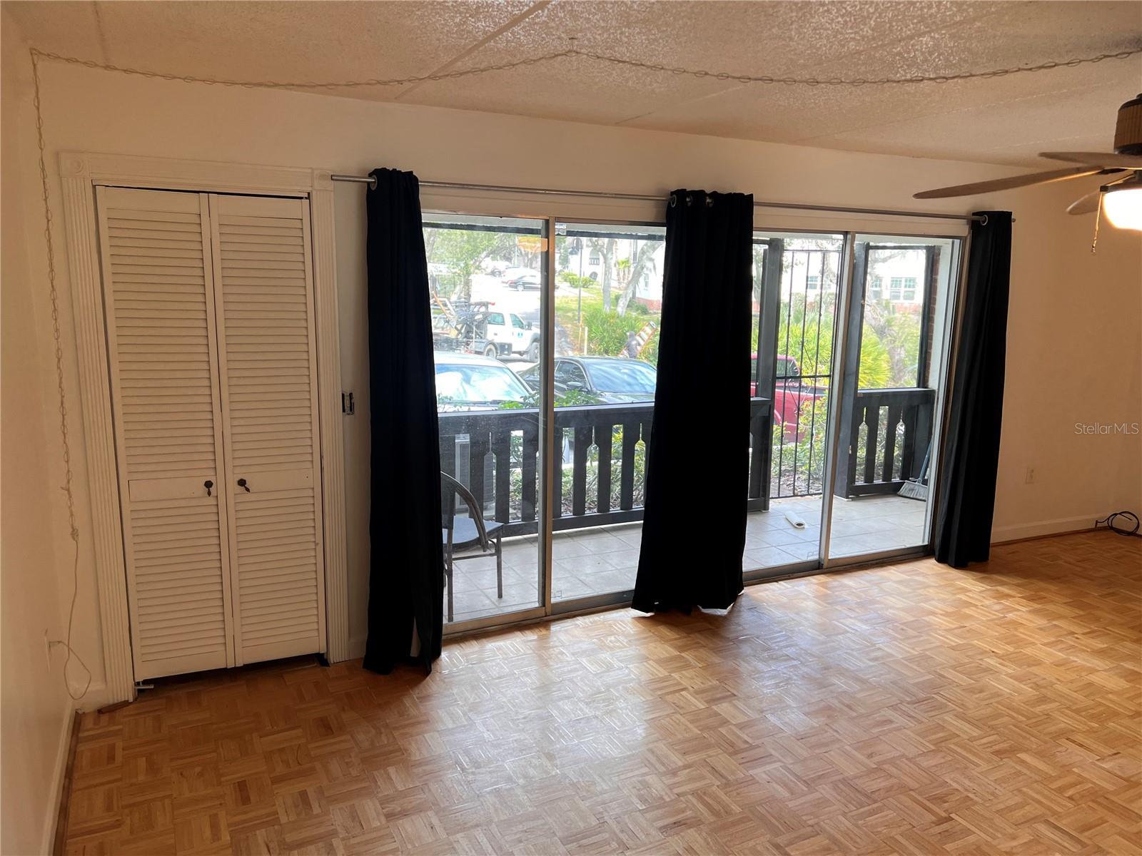 Image 7 of 18 For 200 Bayshore Boulevard 105