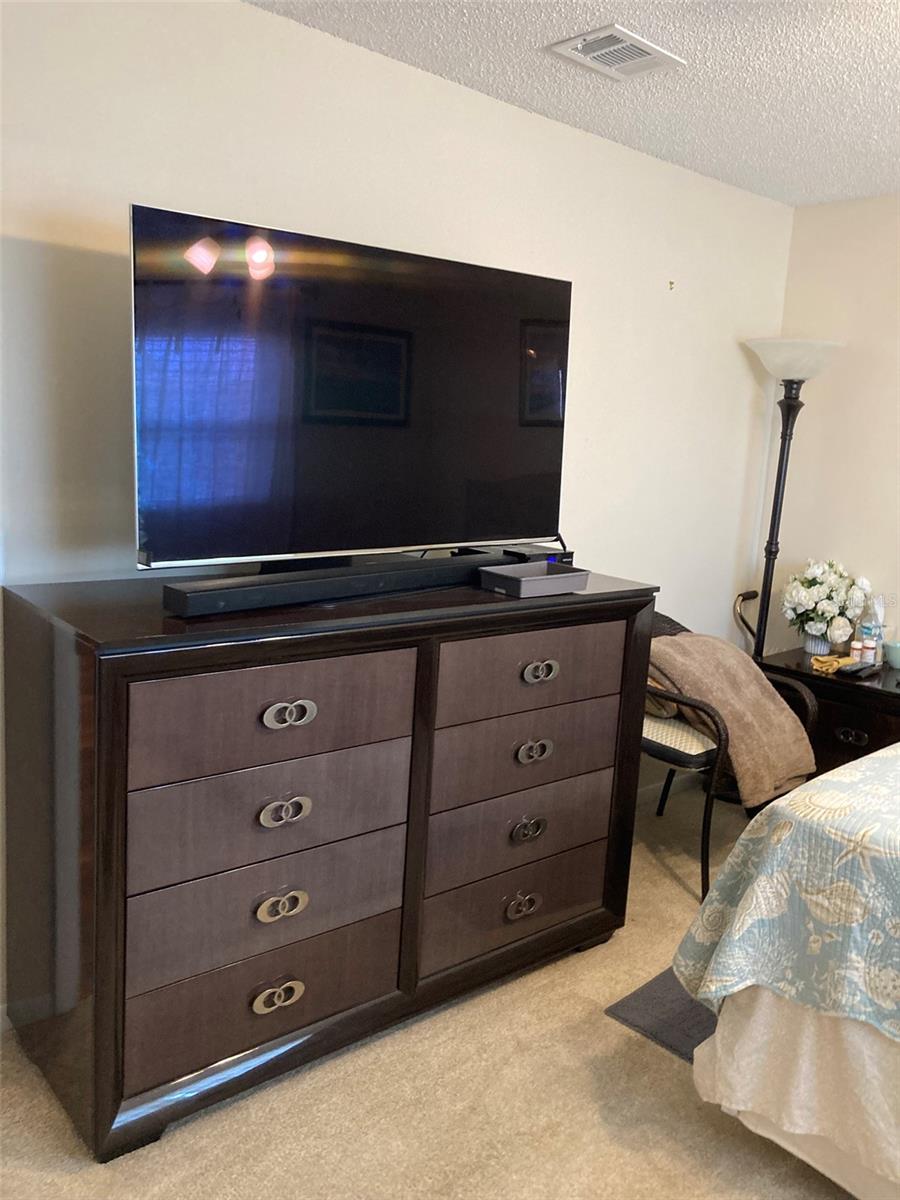 Image 10 of 27 For 5623 80th Street N 308