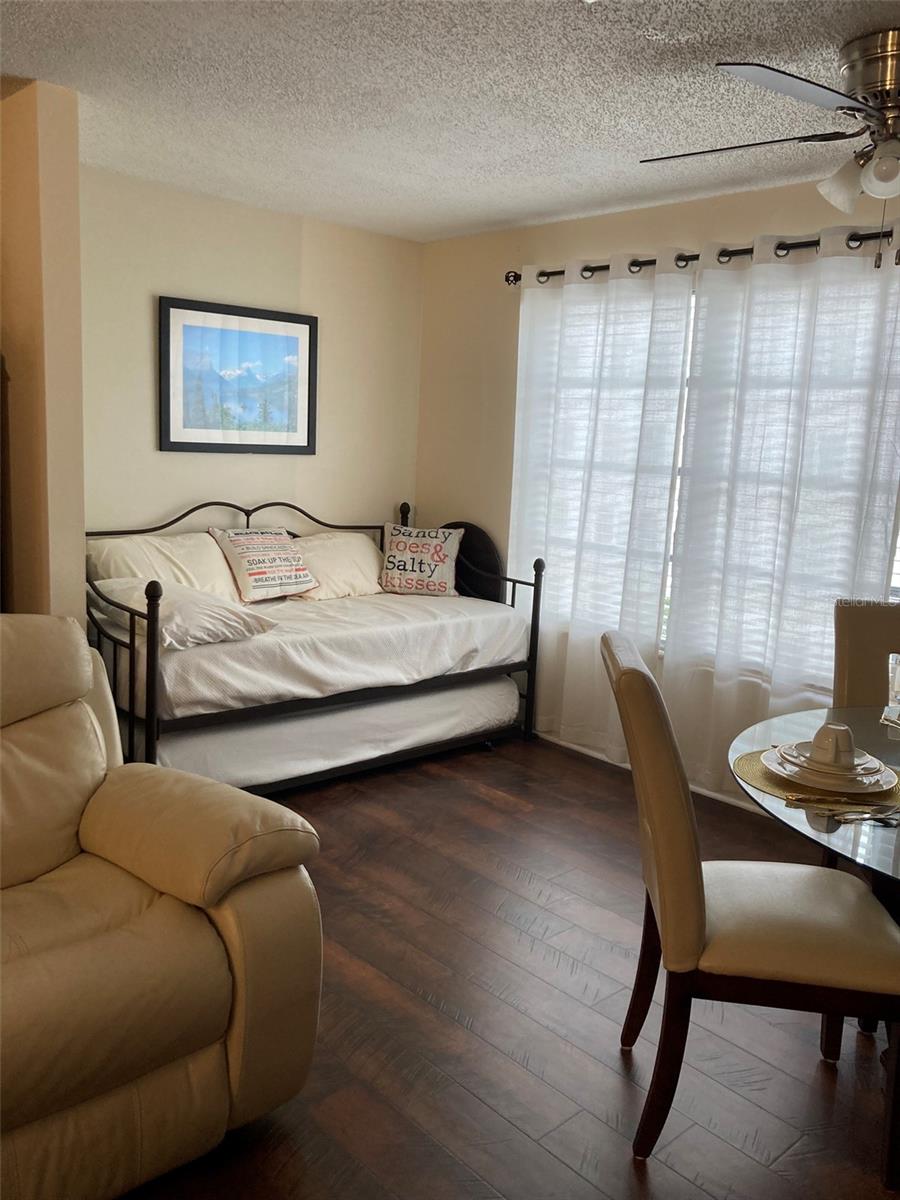 Image 4 of 27 For 5623 80th Street N 308