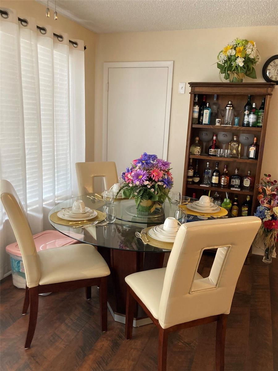 Image 5 of 27 For 5623 80th Street N 308