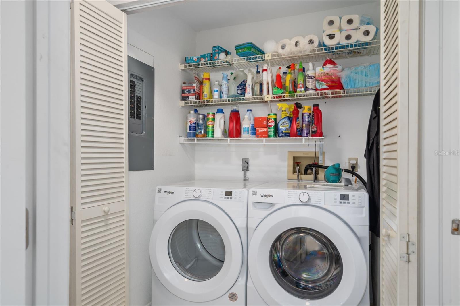 Image 25 of 29 For 24540 Harborview Road D3