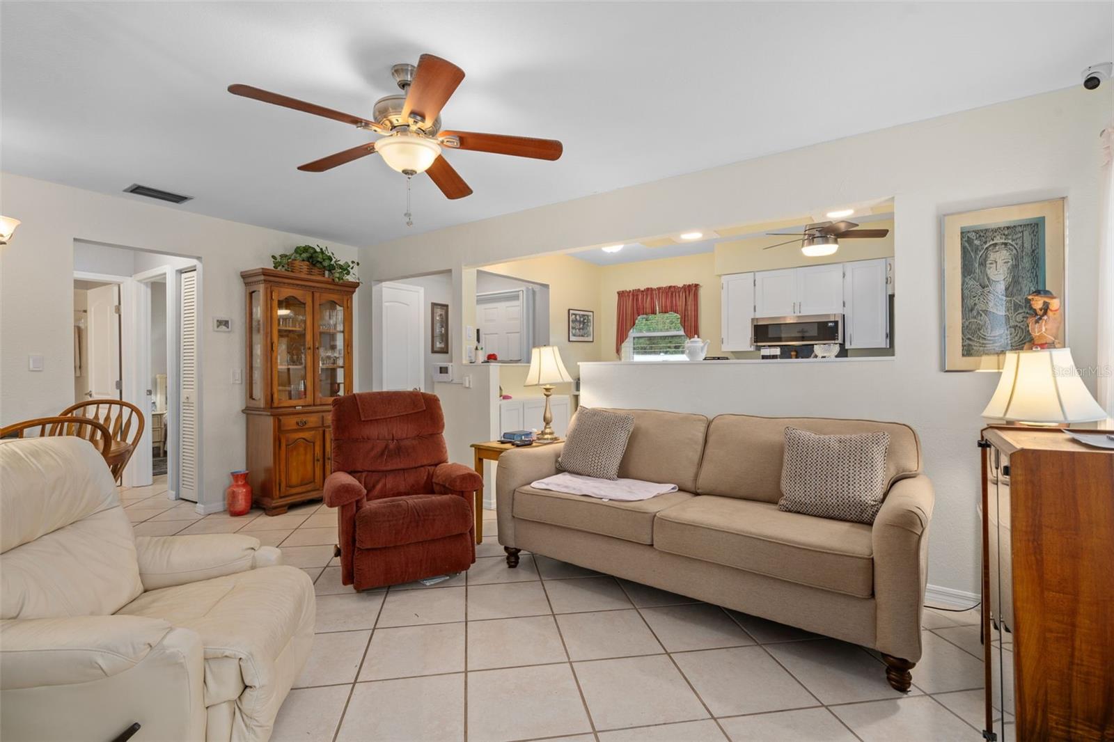 Image 9 of 29 For 24540 Harborview Road D3