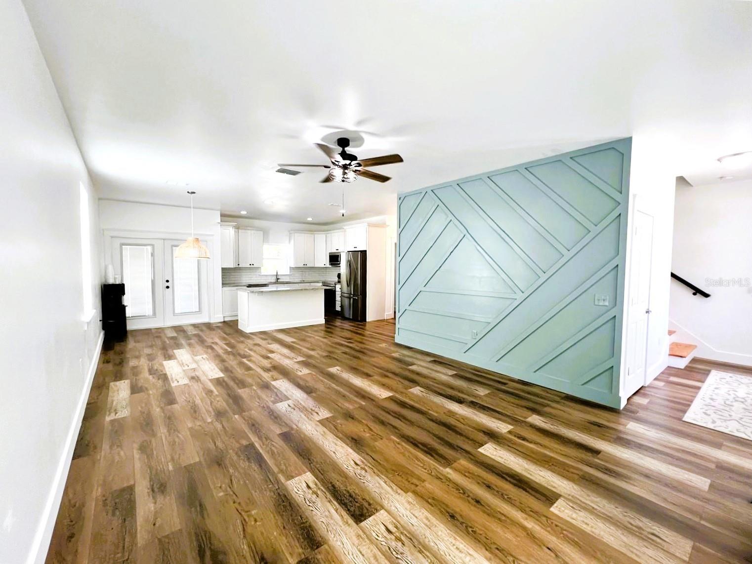 Image 6 of 31 For 22229 Carson Drive