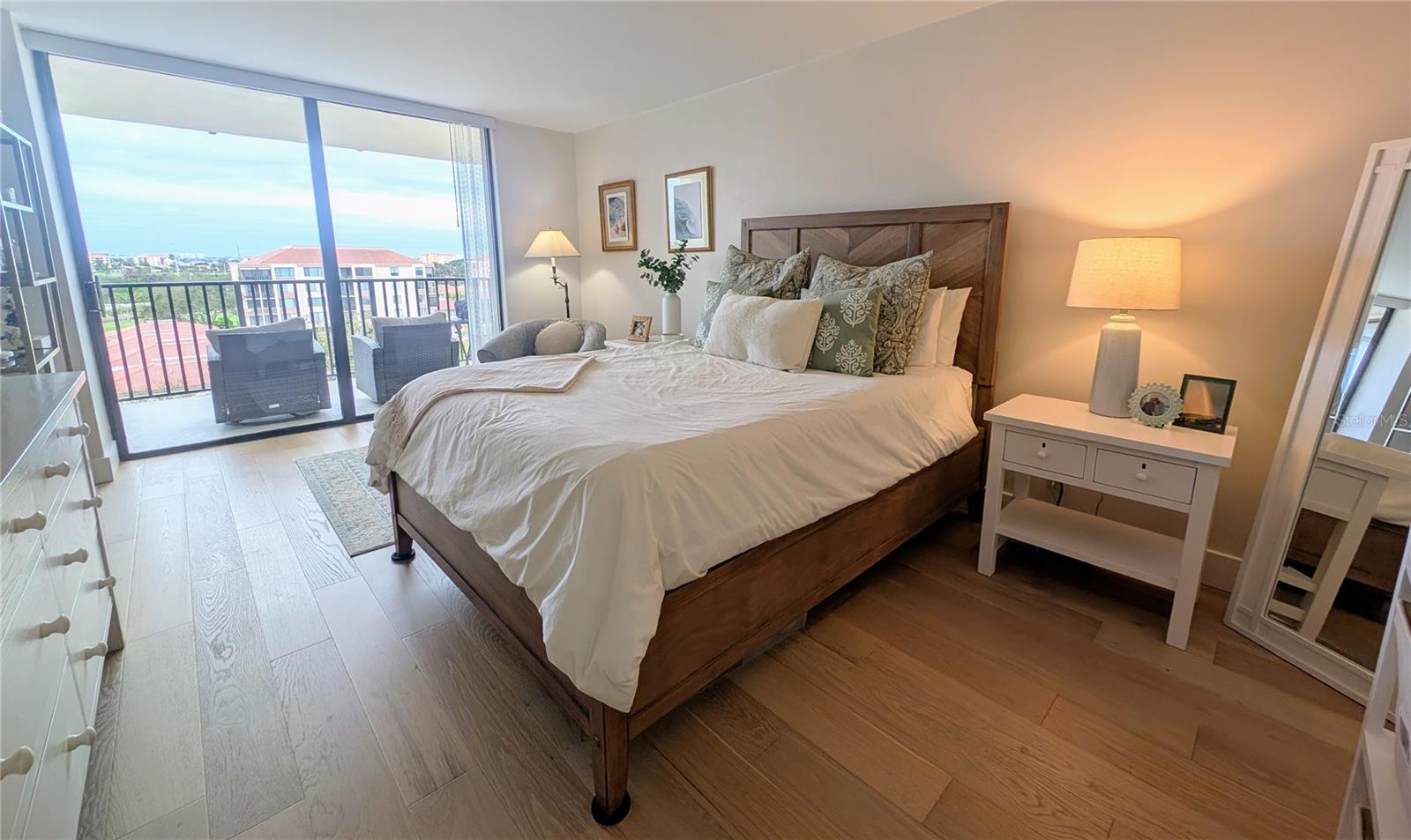 Image 23 of 66 For 6322 Palma Del Mar Boulevard S 705