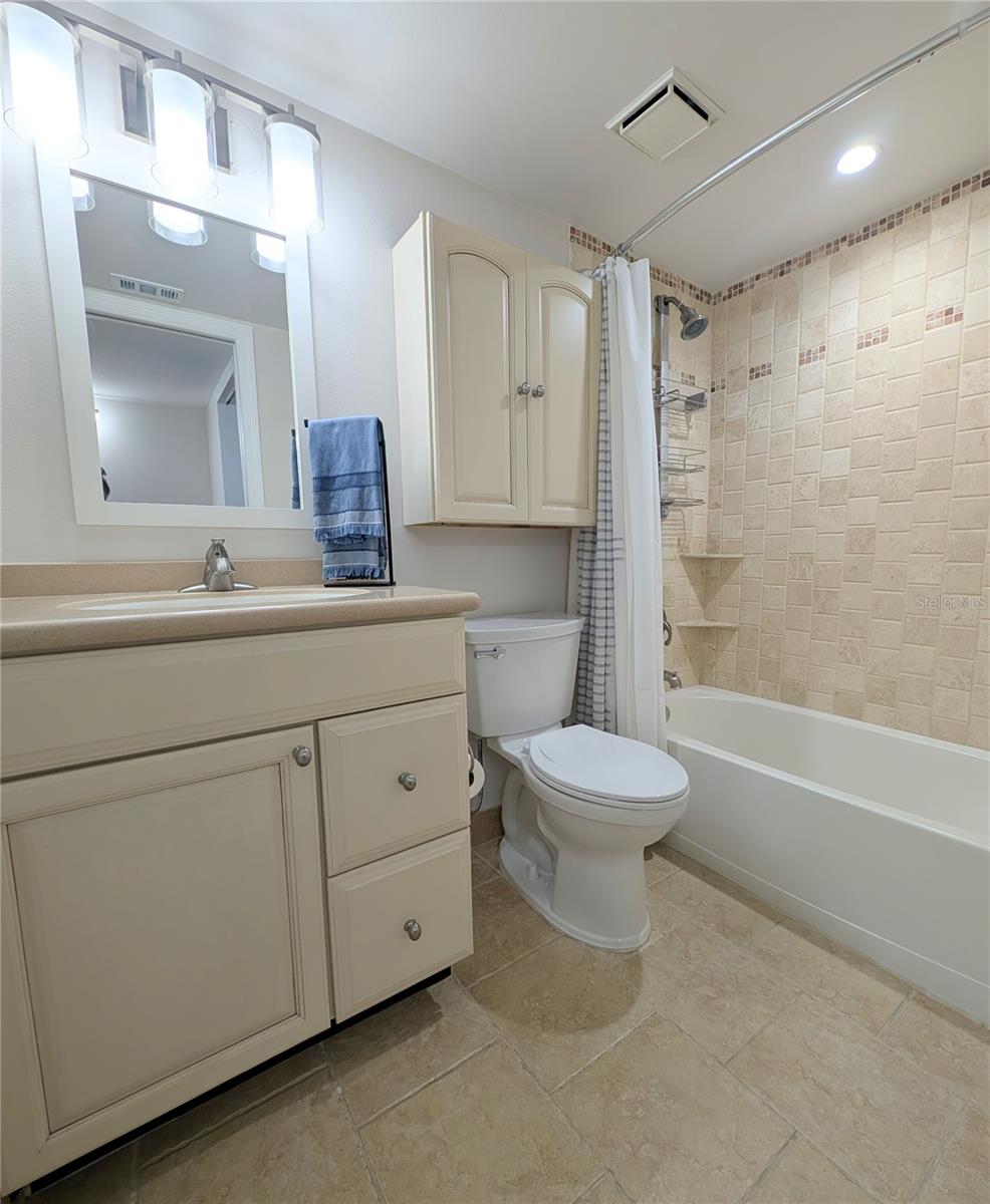 Image 47 of 66 For 6322 Palma Del Mar Boulevard S 705