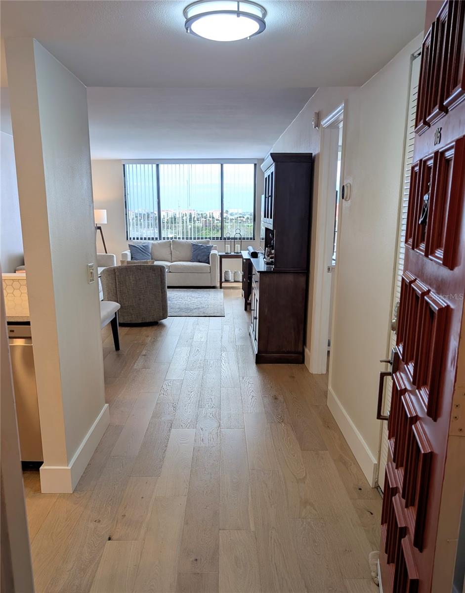 Image 5 of 66 For 6322 Palma Del Mar Boulevard S 705