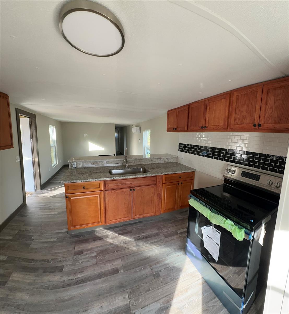 Image 15 of 16 For 16083 Naples Street