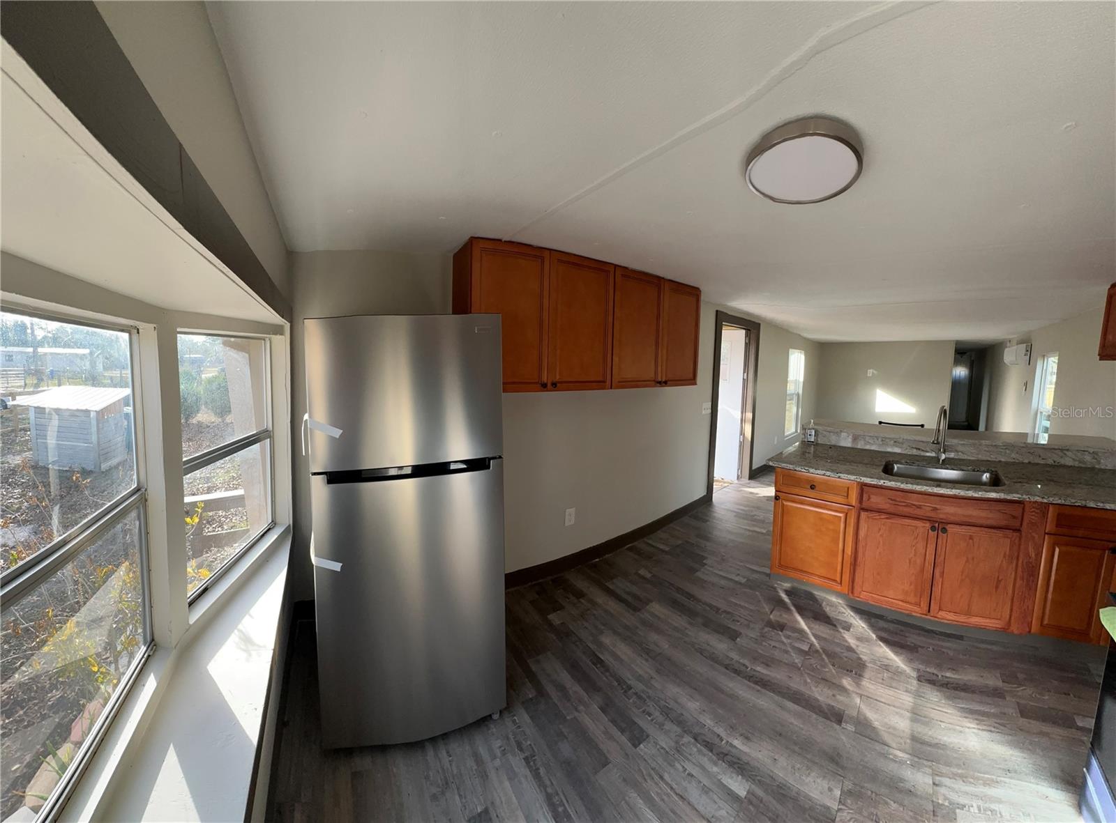 Image 2 of 16 For 16083 Naples Street