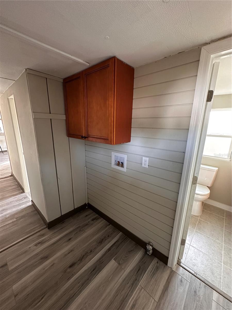 Image 5 of 16 For 16083 Naples Street