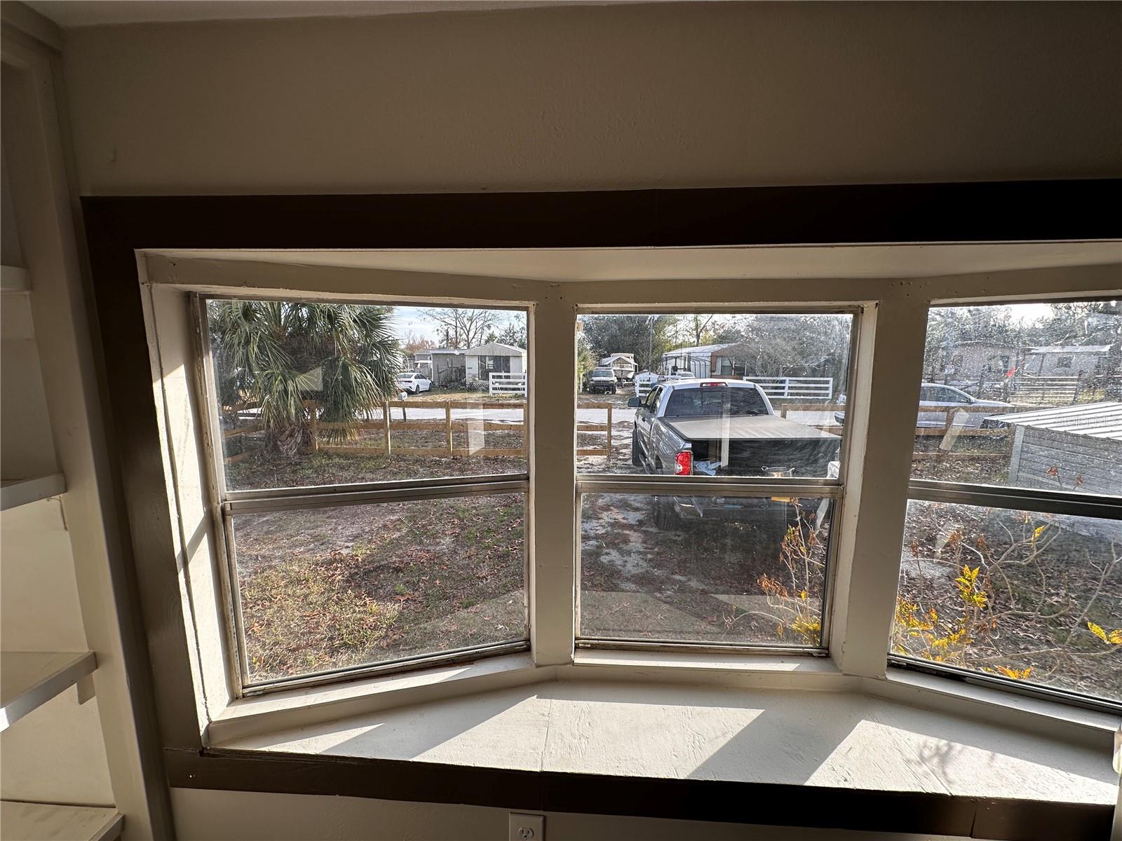 Image 7 of 16 For 16083 Naples Street