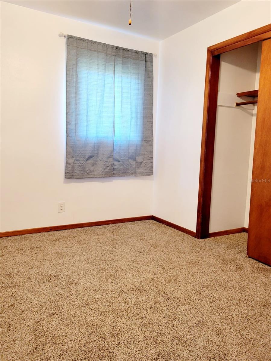 Image 7 of 10 For 550 Pent Street