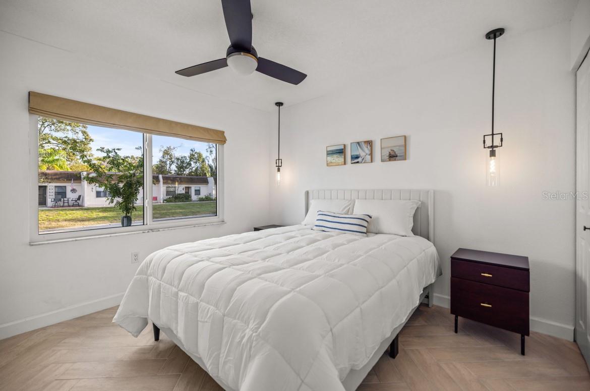 Image 10 of 19 For 1280 Mission Circle