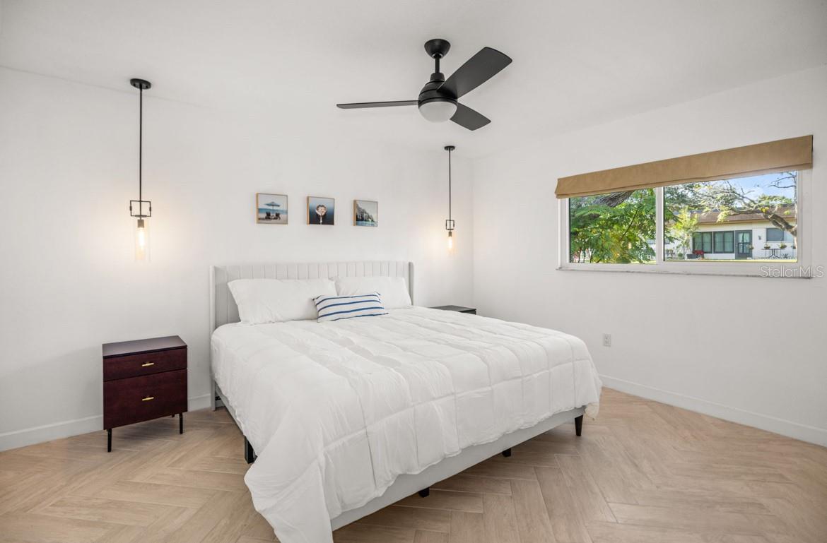 Image 13 of 19 For 1280 Mission Circle