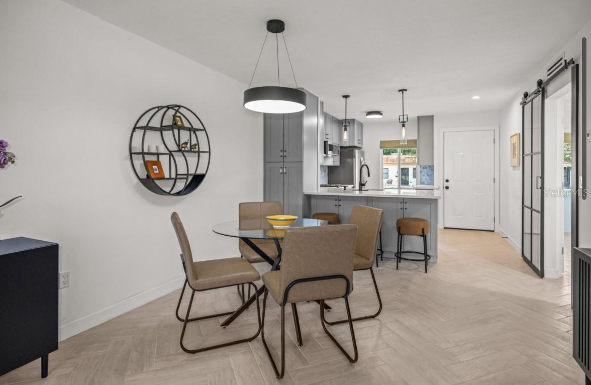 Image 7 of 19 For 1280 Mission Circle