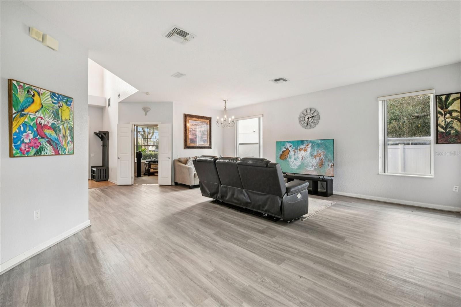 Image 8 of 53 For 14832 Windigo Lane