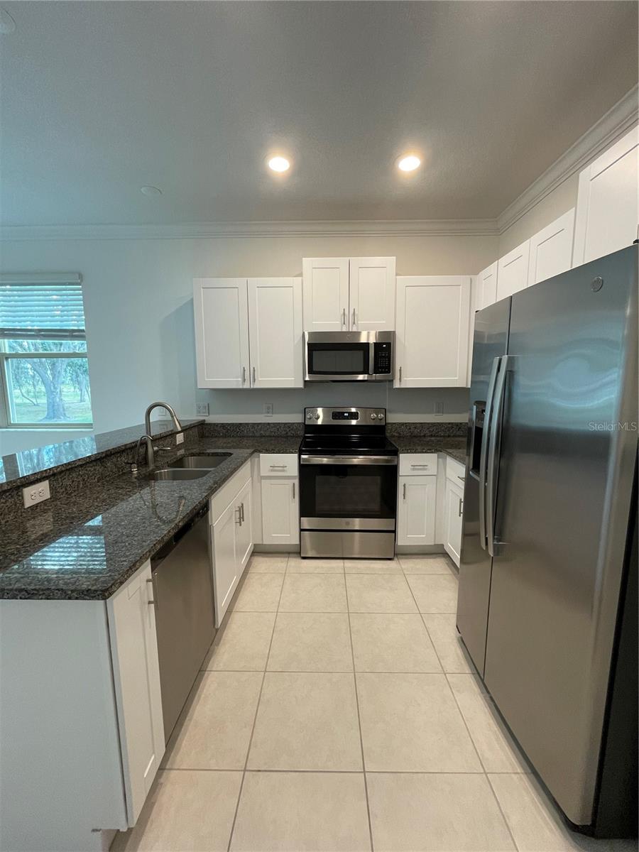 Image 5 of 22 For 30813 Veridian Way