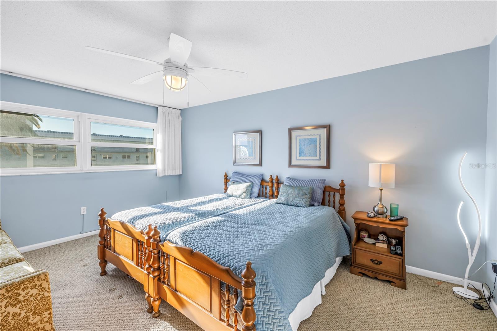 Image 18 of 38 For 5575 Gulf Boulevard 335