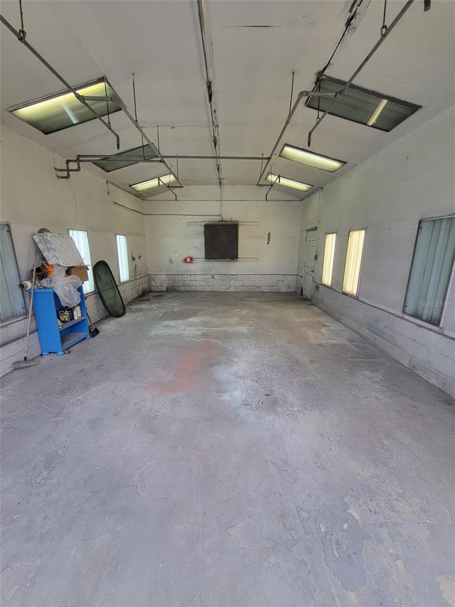 Image 12 of 15 For 9701 92 Highway