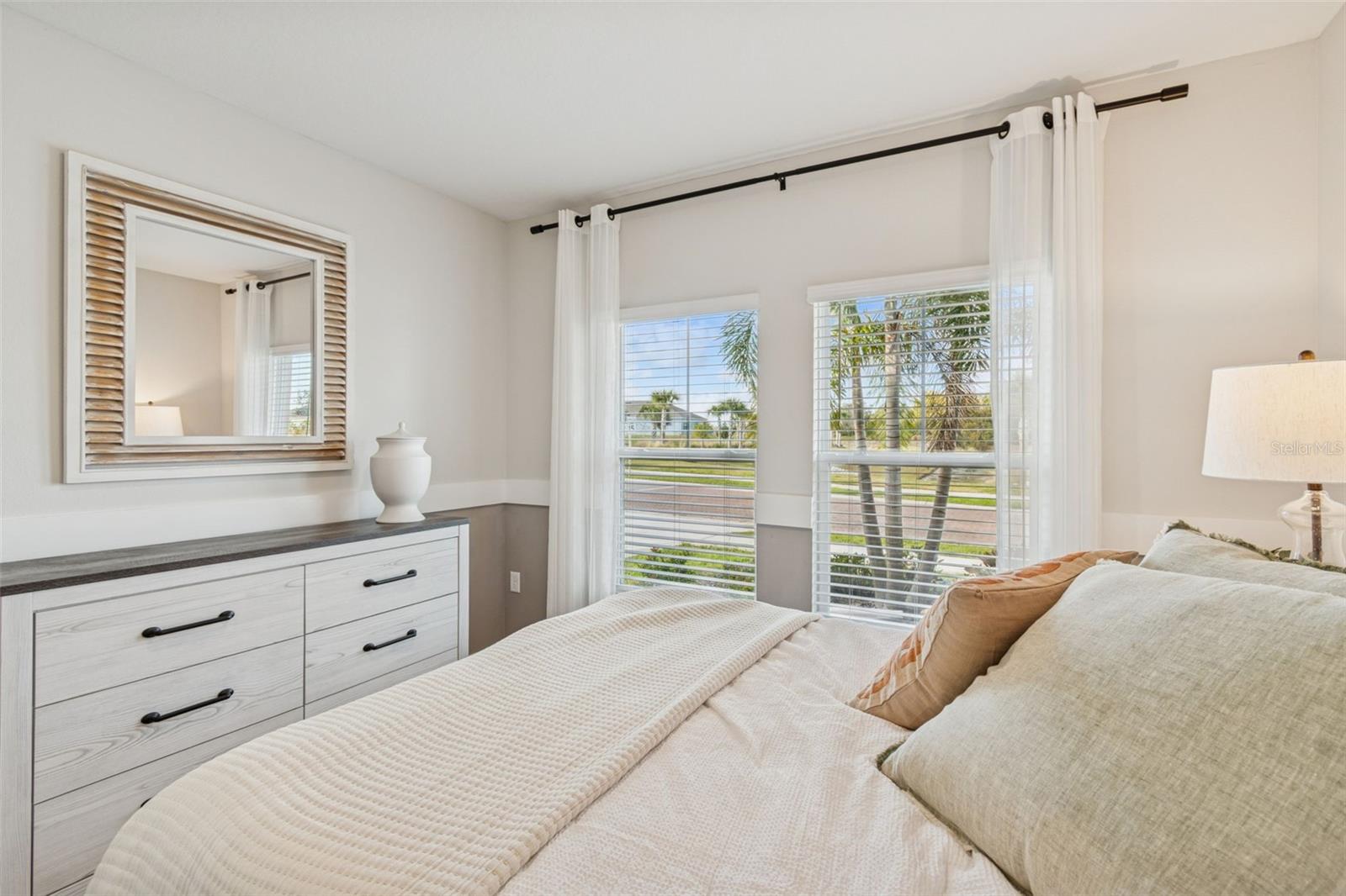 Image 23 of 78 For 601 Ambleside Drive