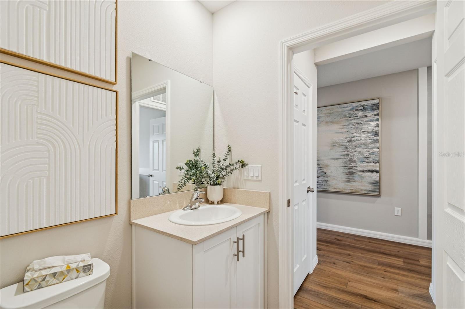 Image 25 of 78 For 601 Ambleside Drive